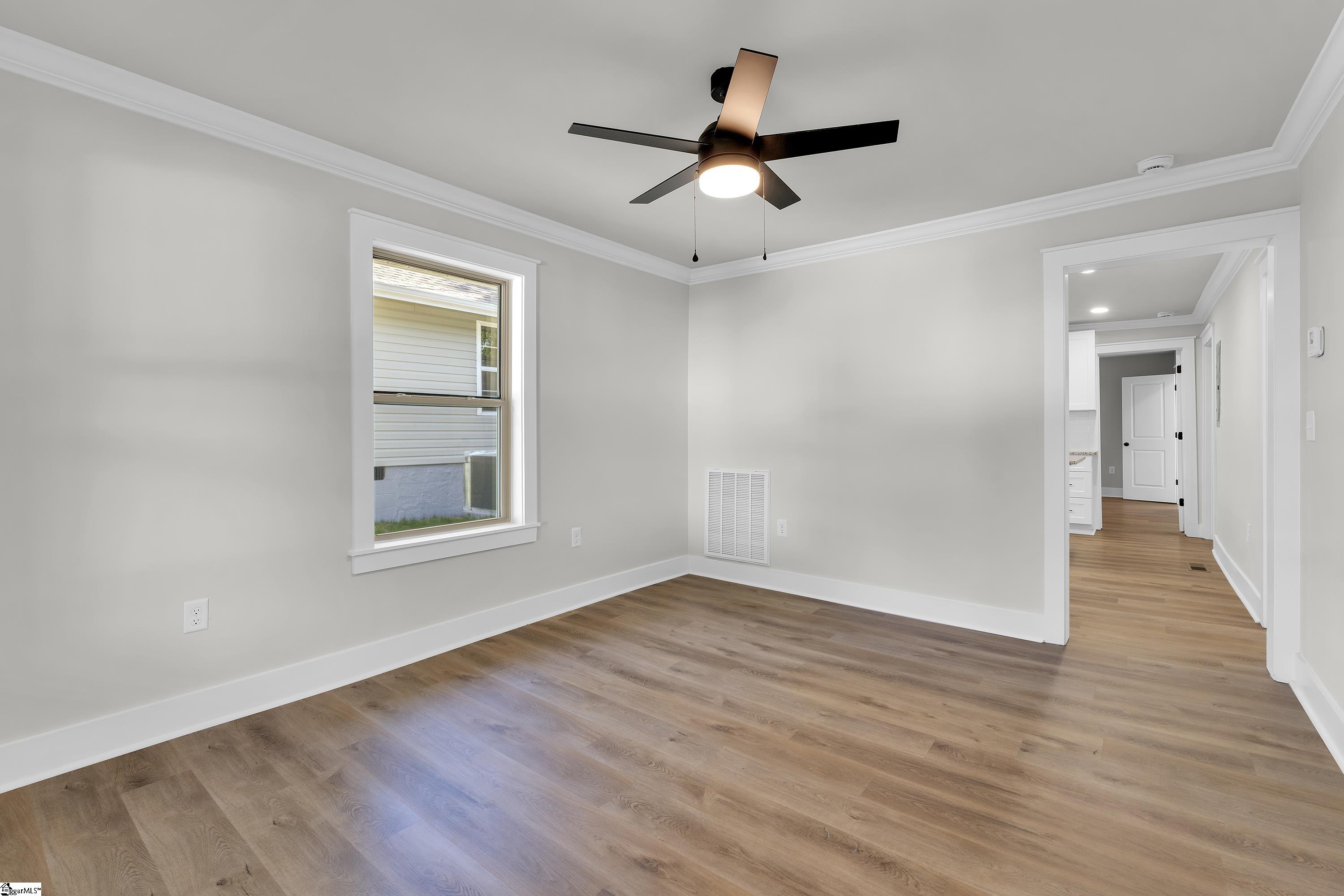 108 Mcdade Street Property Photo 3