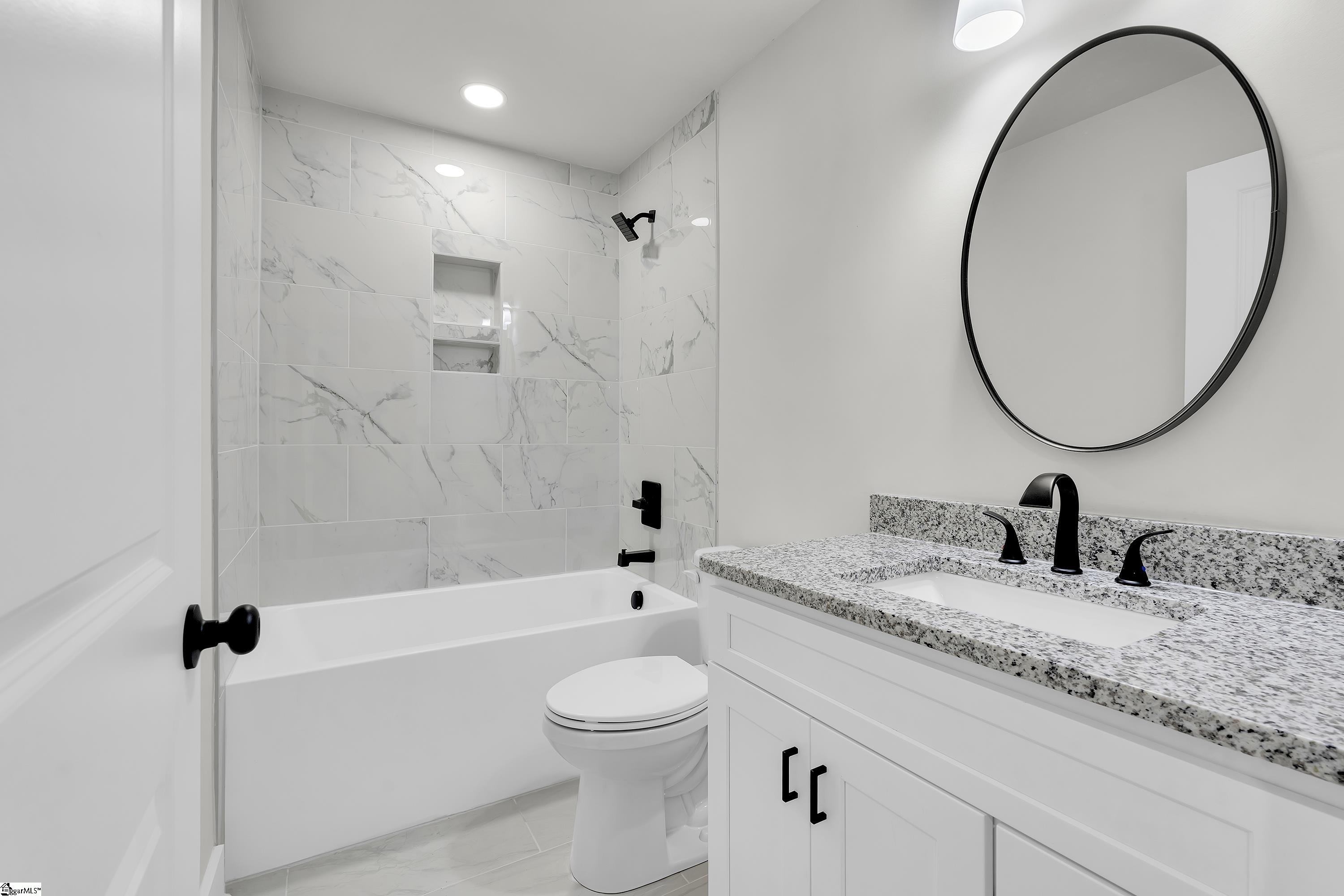 108 Mcdade Street Property Photo 5