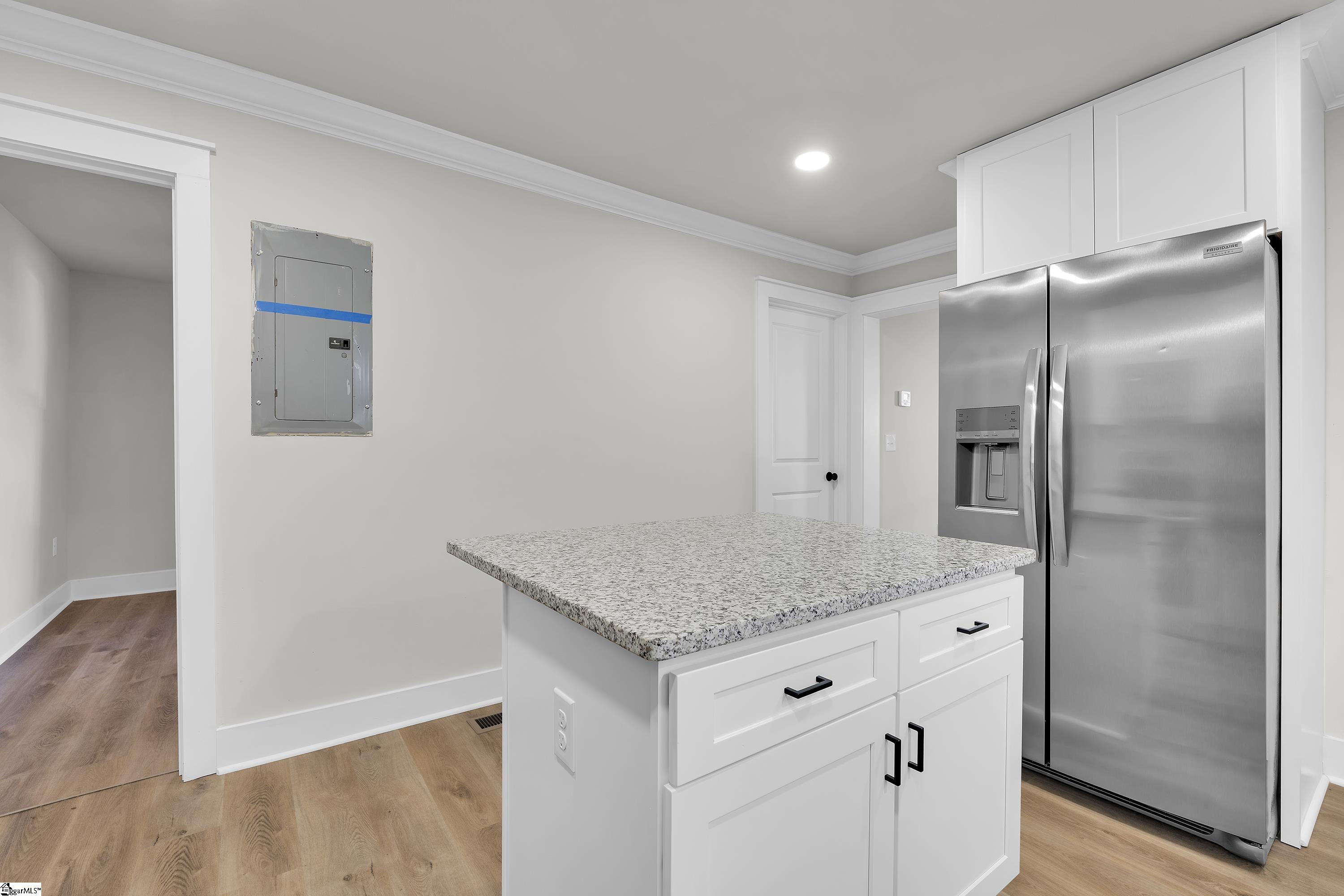 108 Mcdade Street Property Photo 8