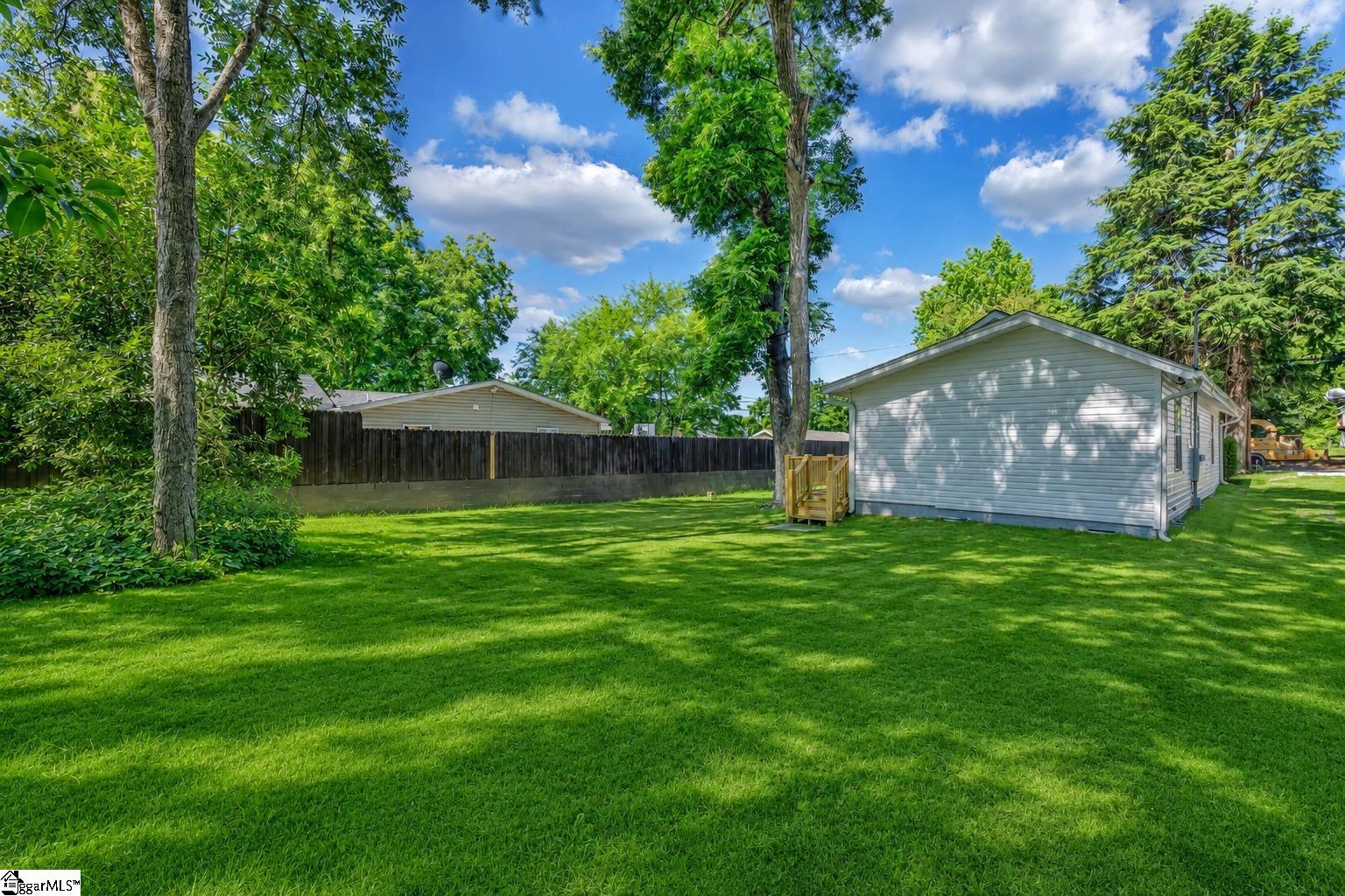108 Mcdade Street Property Photo 16