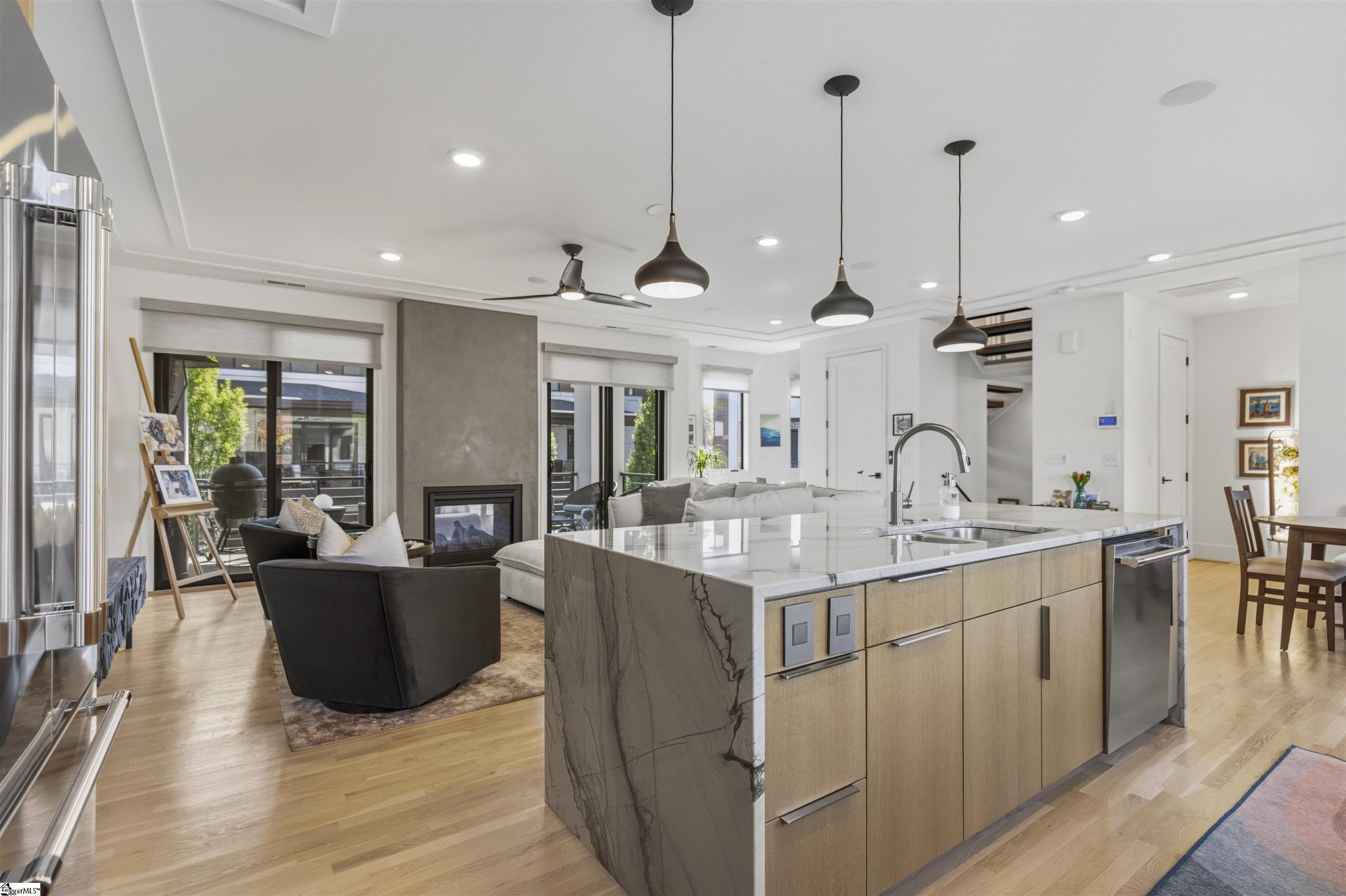 4 Calhoun Hill Way Property Photo 9