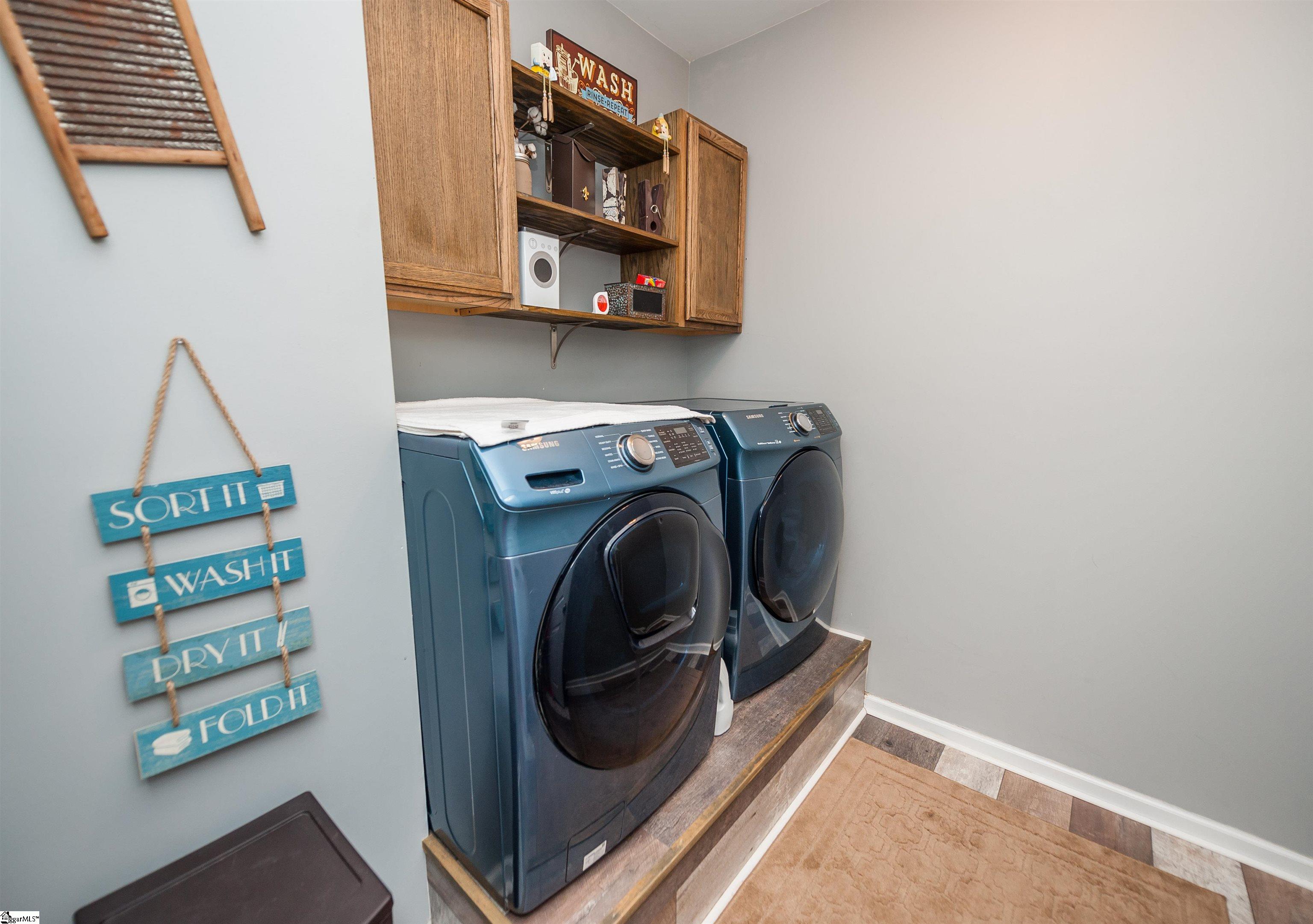 267 Castleton Circle Property Photo 22