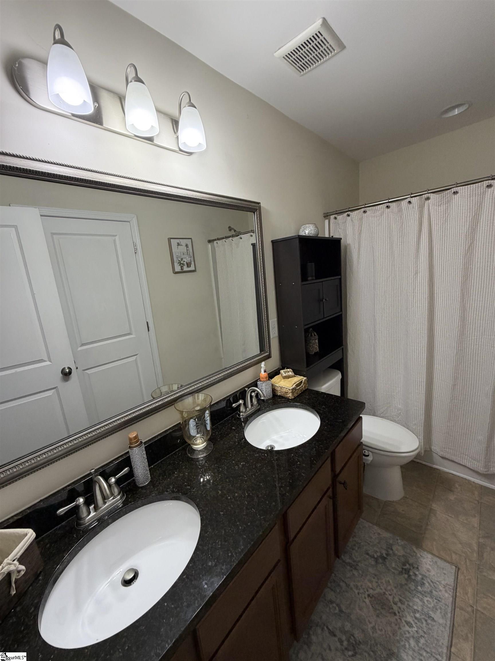 267 Castleton Circle Property Photo 28