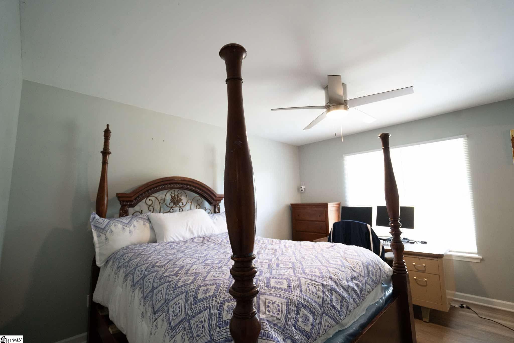 705 Bitternut Road Property Photo 6