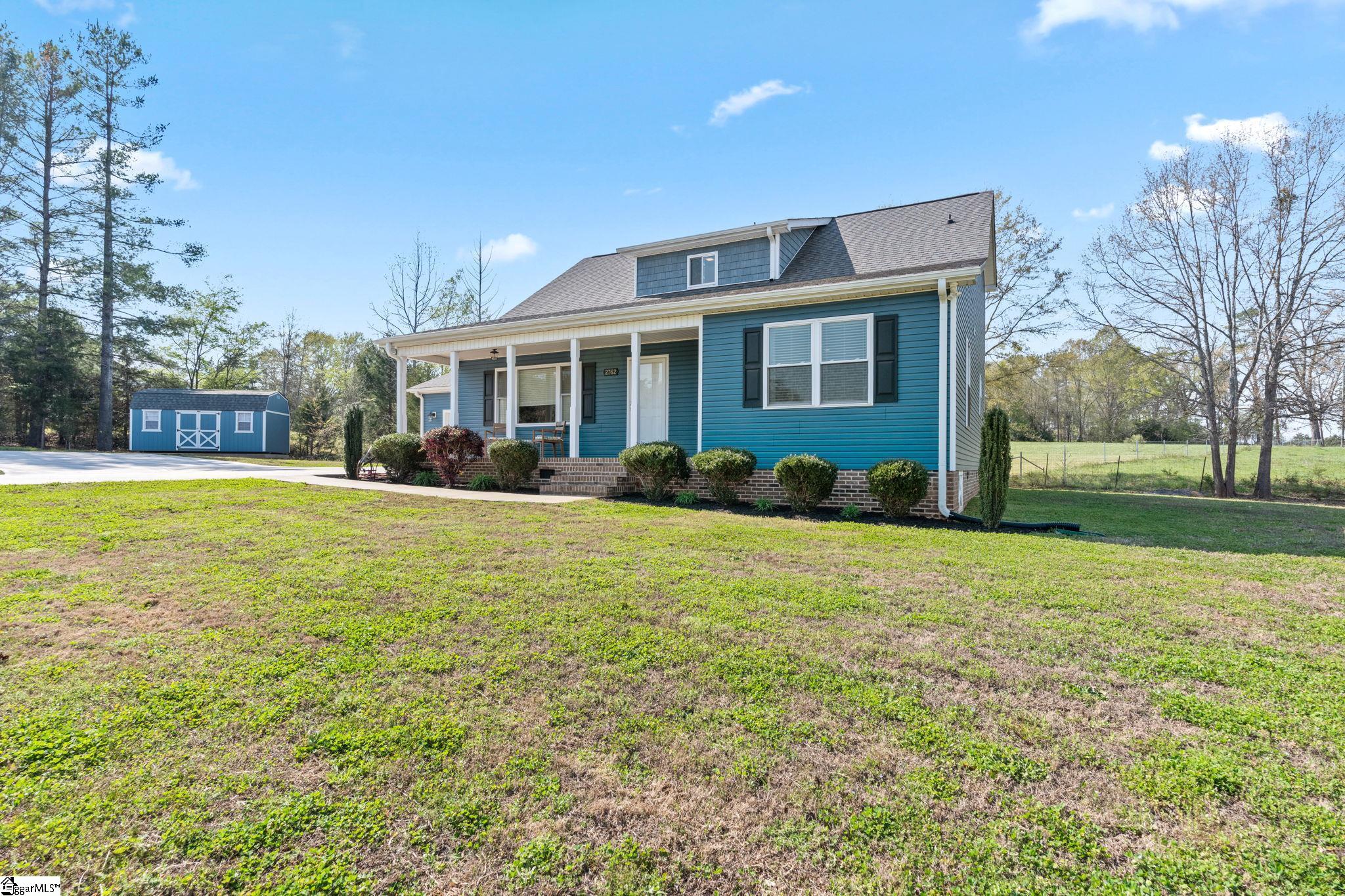 2762 Allen Bridge Road Property Photo 2