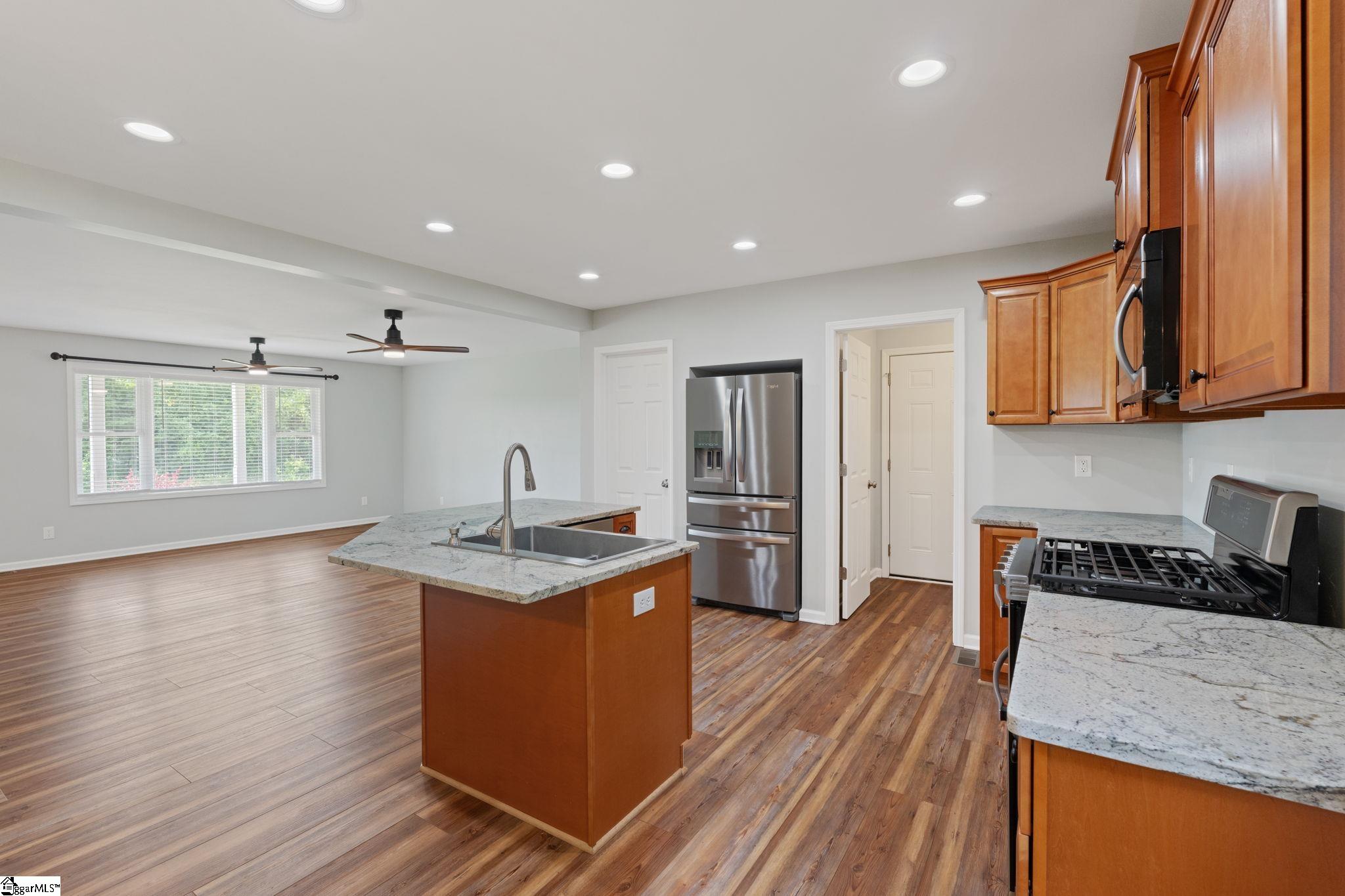 2762 Allen Bridge Road Property Photo 11
