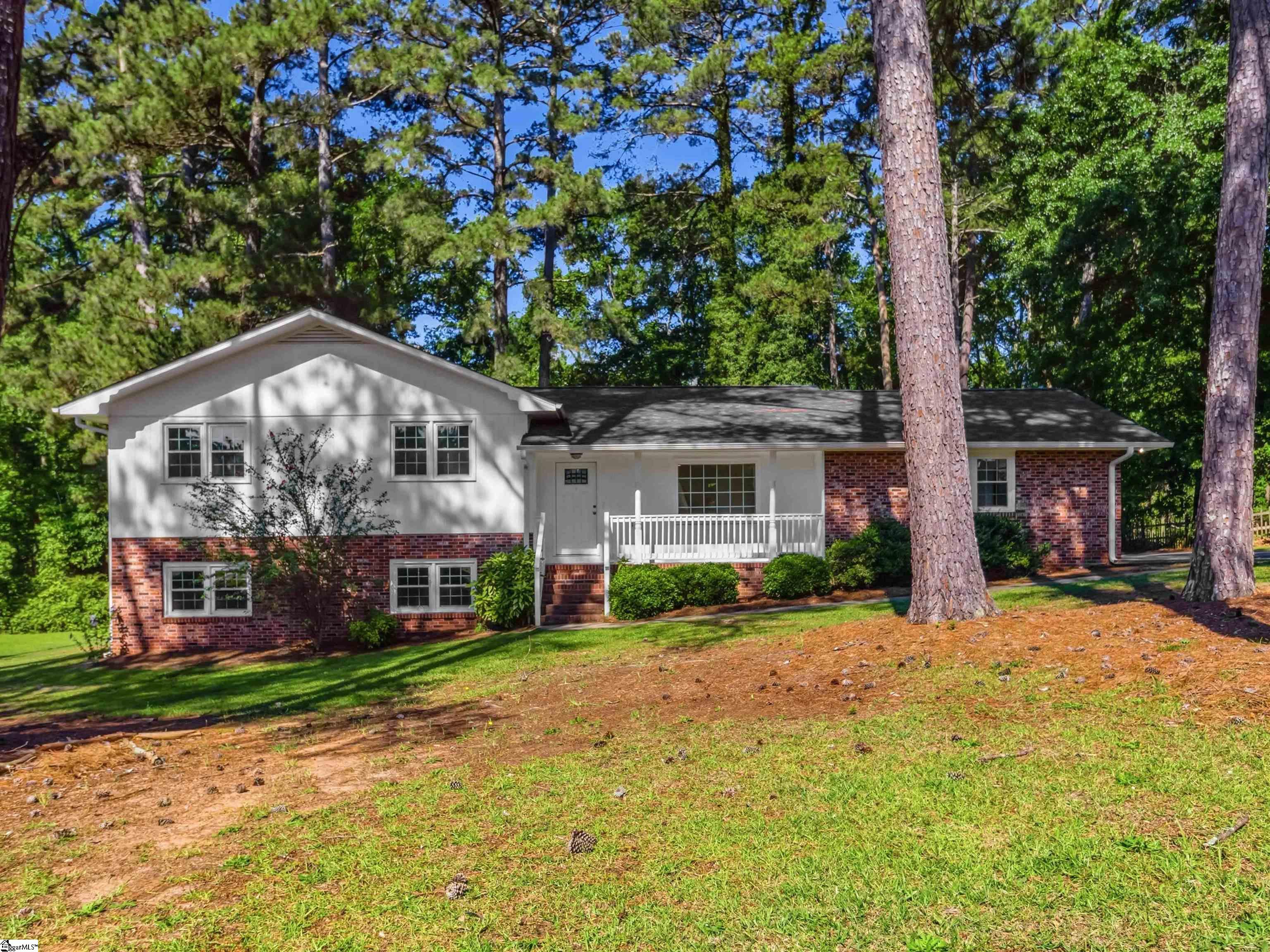 709 Loblolly Drive Property Photo 2