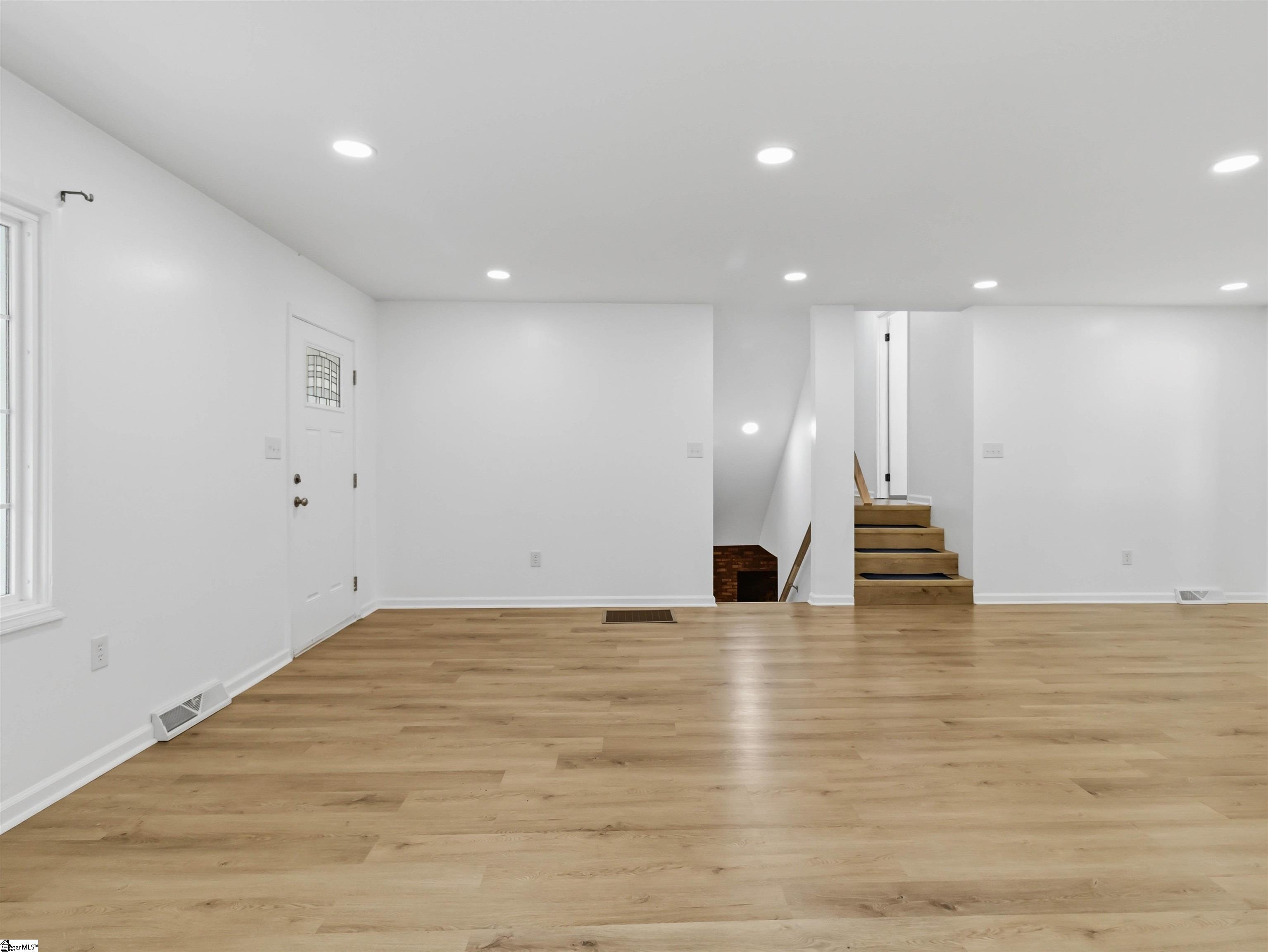 709 Loblolly Drive Property Photo 9