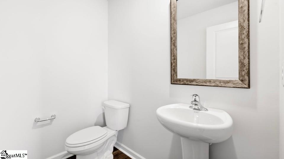 5 Archstone Way Property Photo 13
