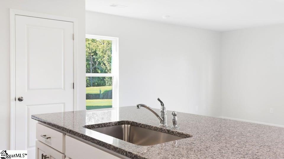 5 Archstone Way Property Photo 18
