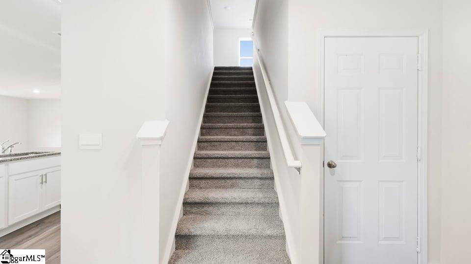 5 Archstone Way Property Photo 20