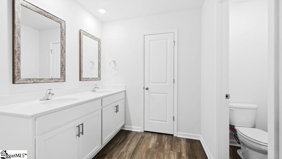 5 Archstone Way Property Photo 33
