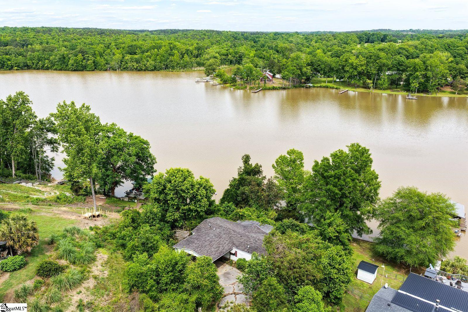 452 Harbor Crest Drive Property Photo 4