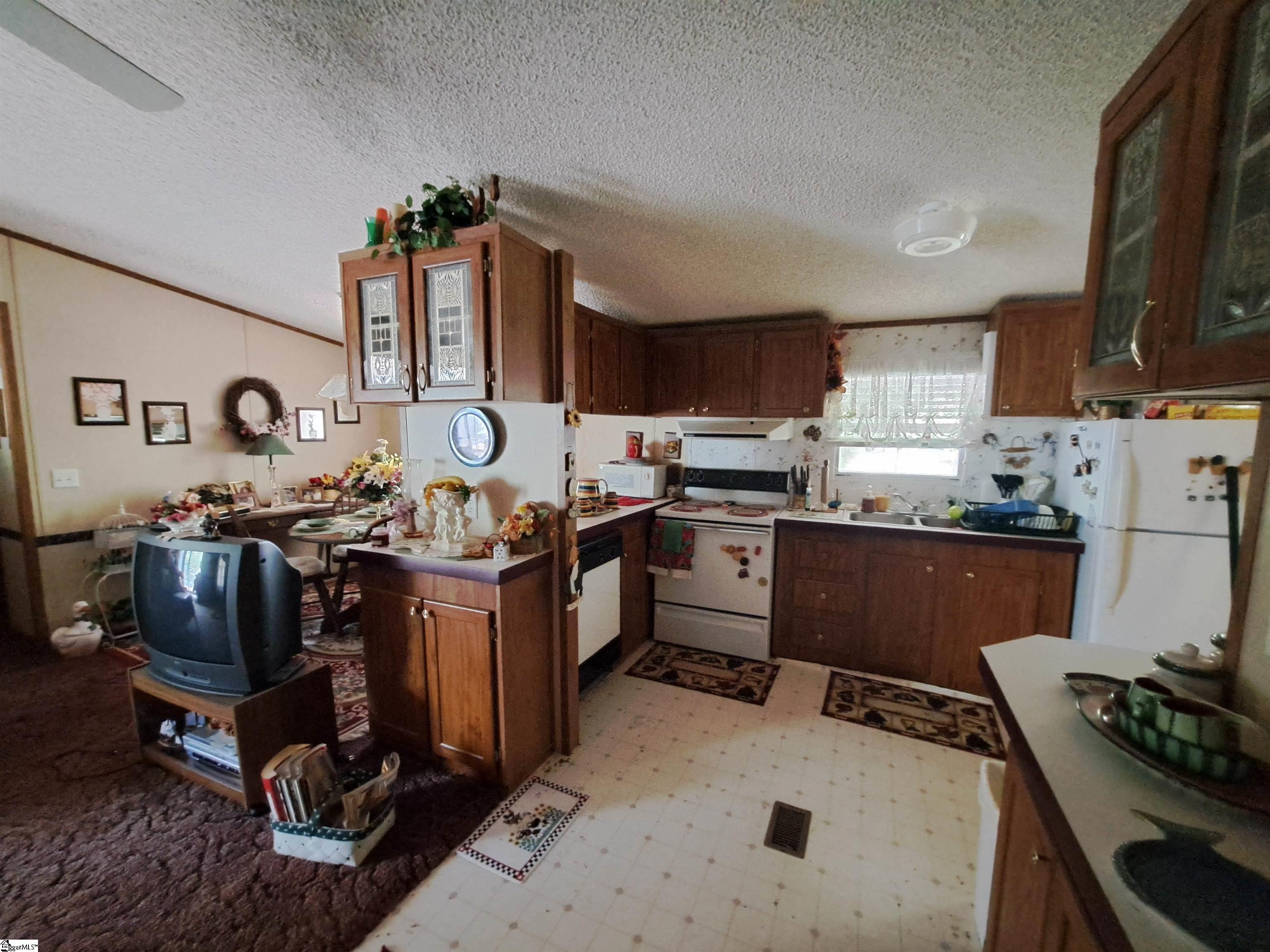 452 Harbor Crest Drive Property Photo 12