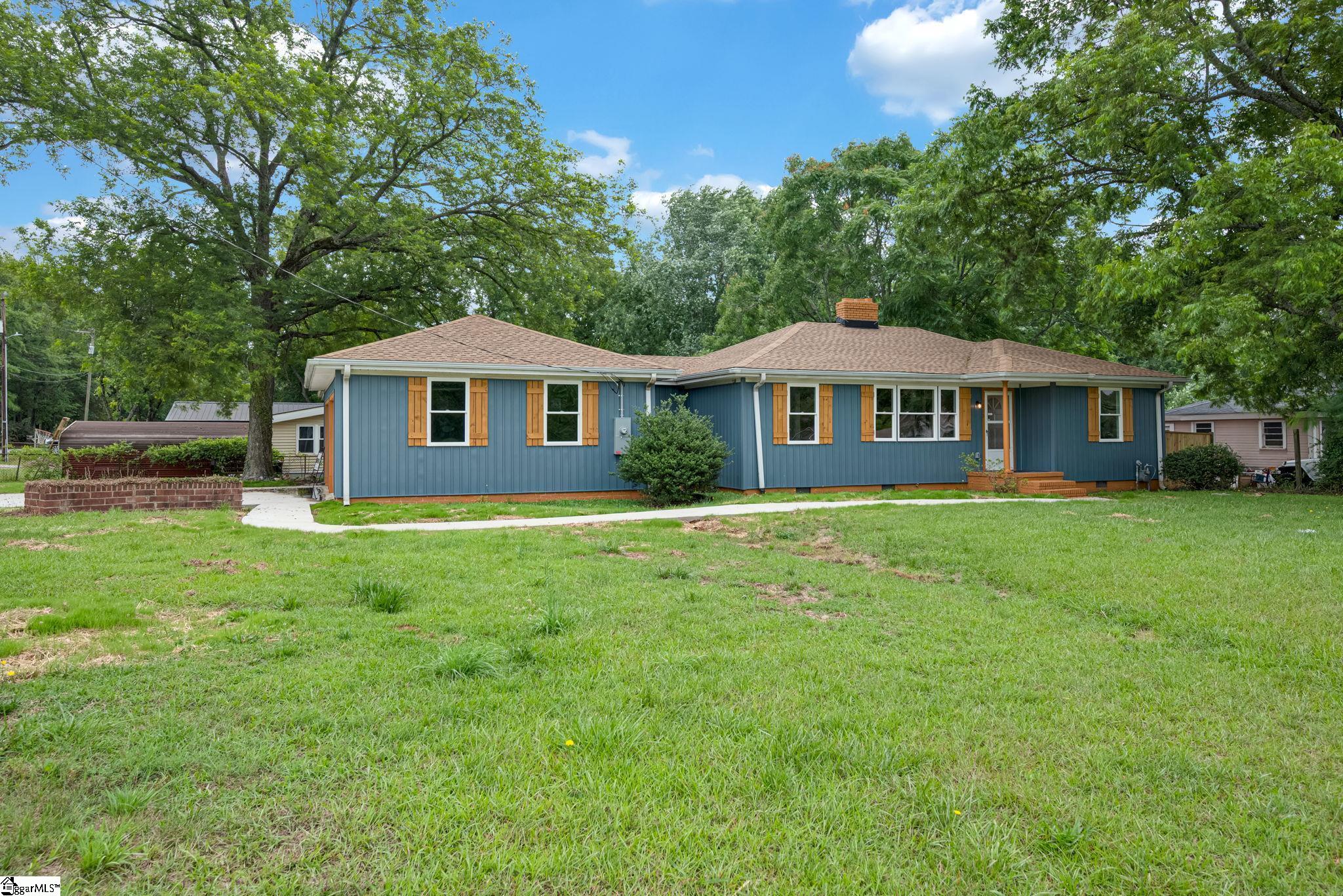 1010 Log Shoals Road Property Photo 3
