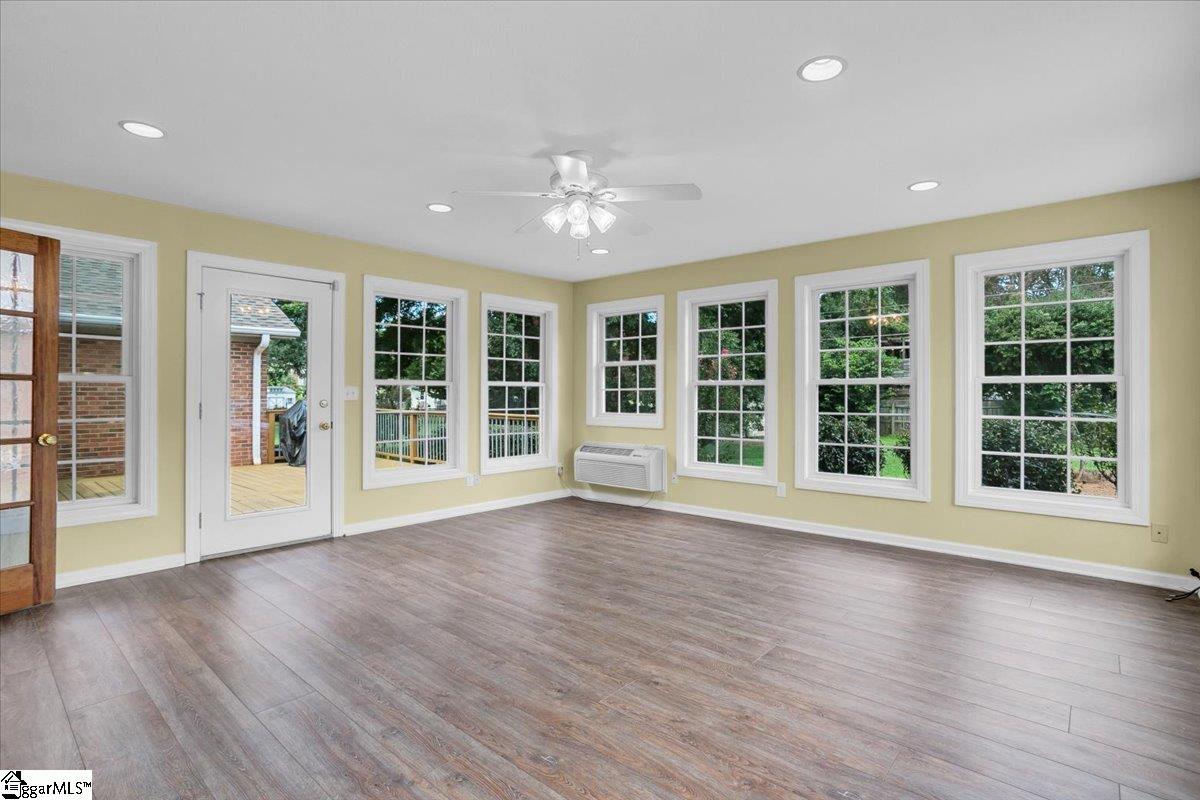 17 Seabury Drive Property Photo 28