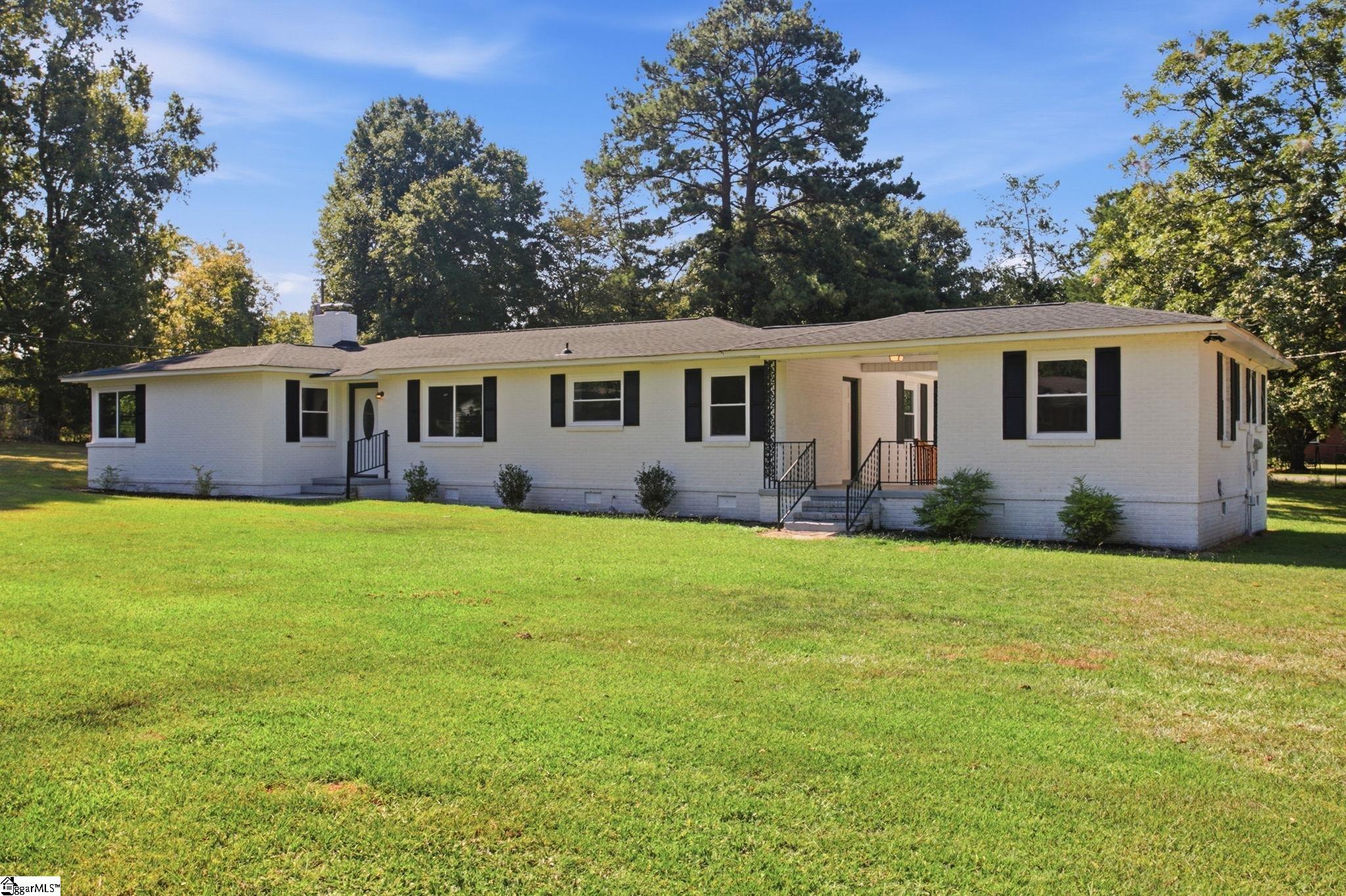 1300 Belhaven Road Property Photo 3