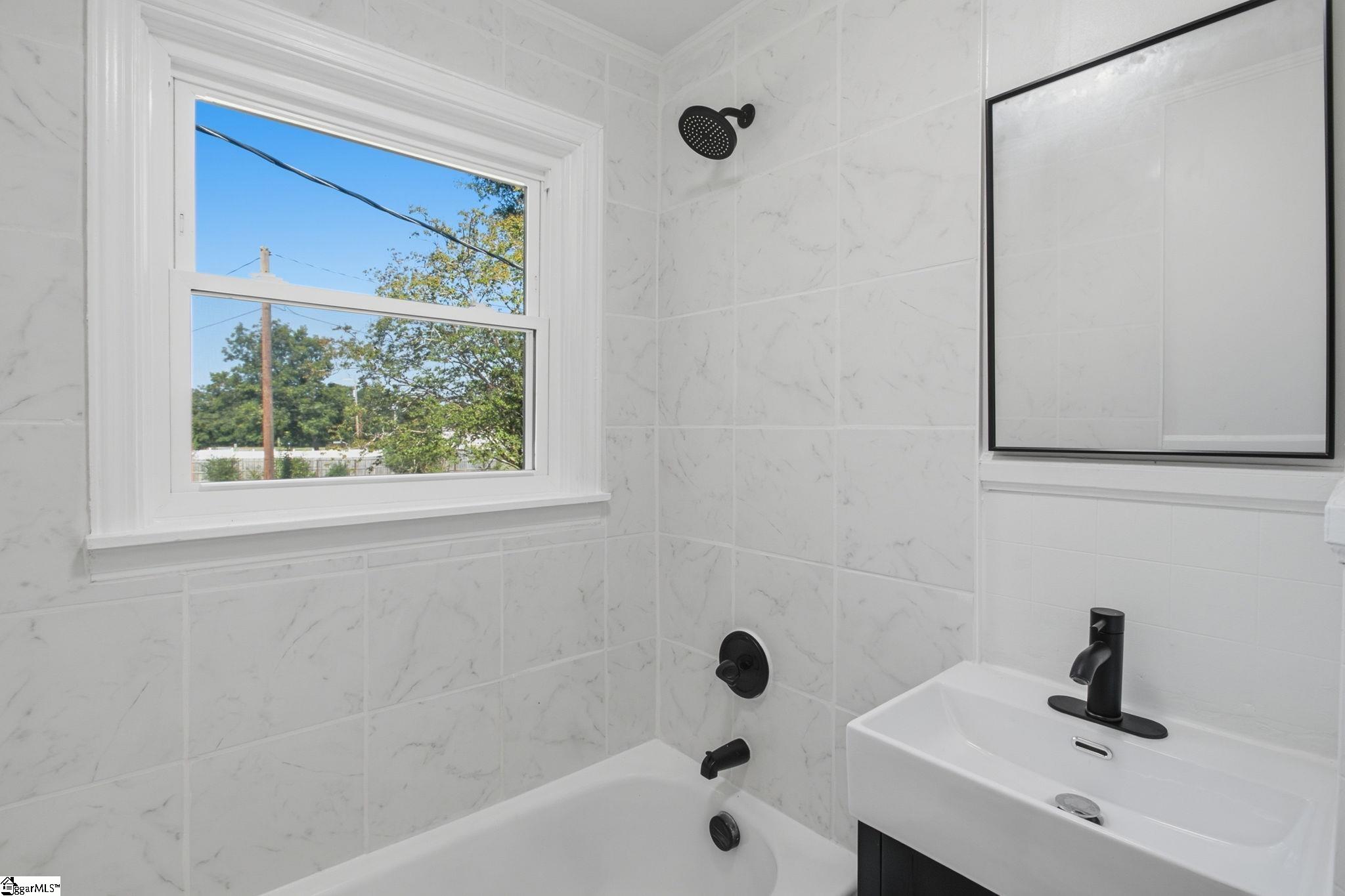 1300 Belhaven Road Property Photo 9