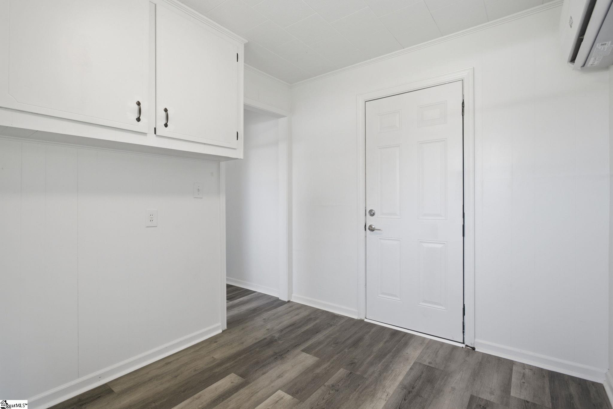 1300 Belhaven Road Property Photo 12