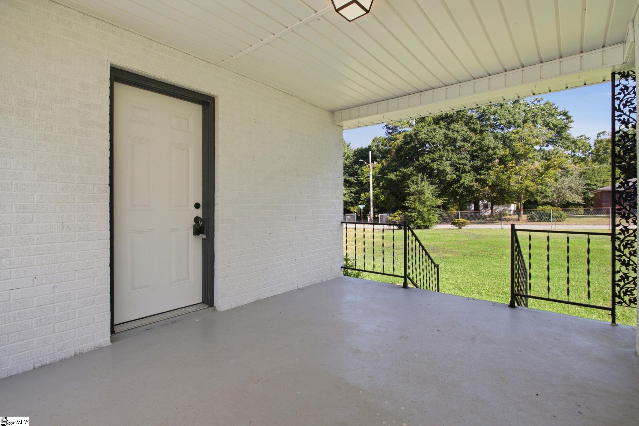 1300 Belhaven Road Property Photo 14