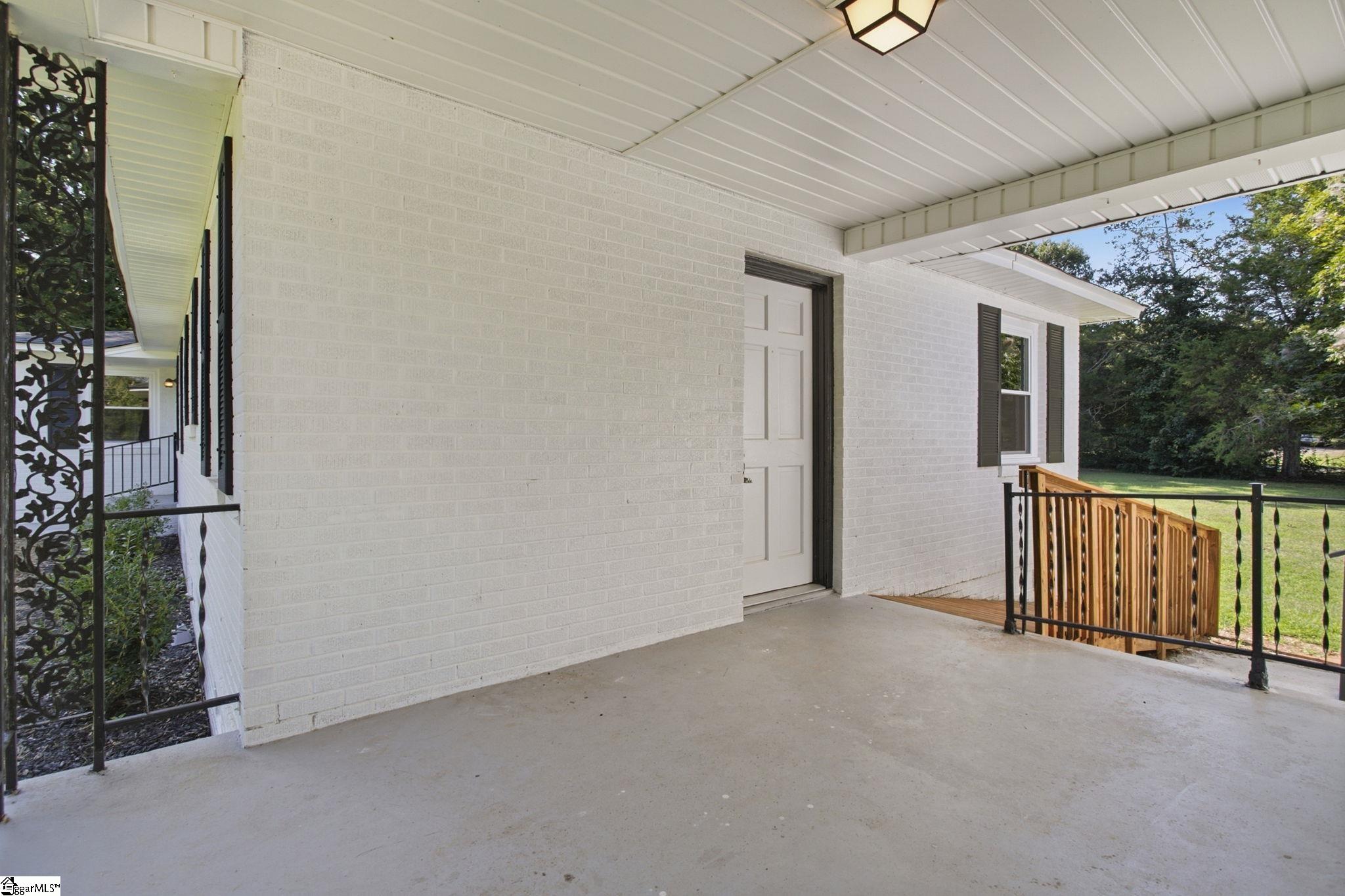 1300 Belhaven Road Property Photo 16