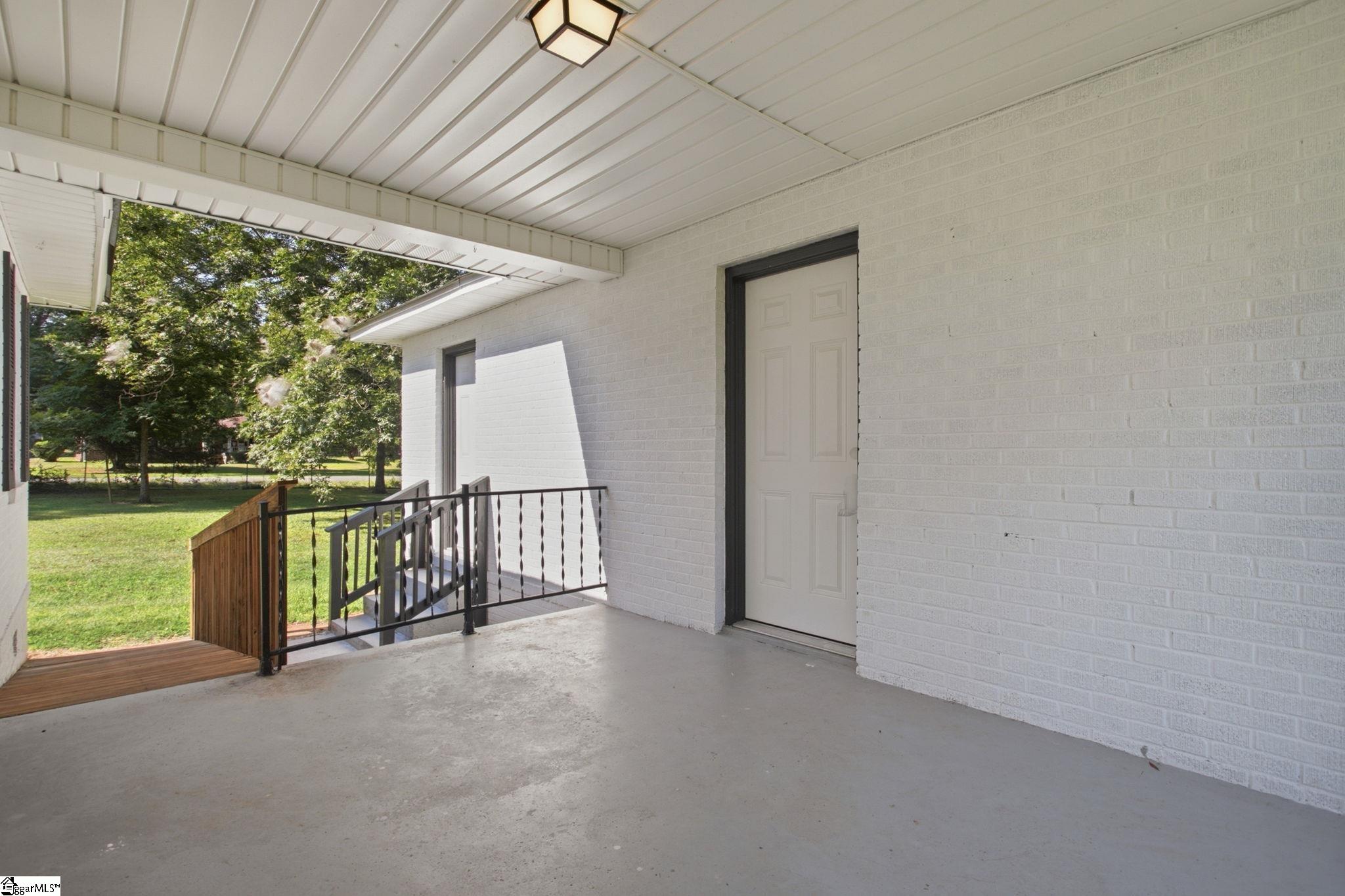 1300 Belhaven Road Property Photo 17