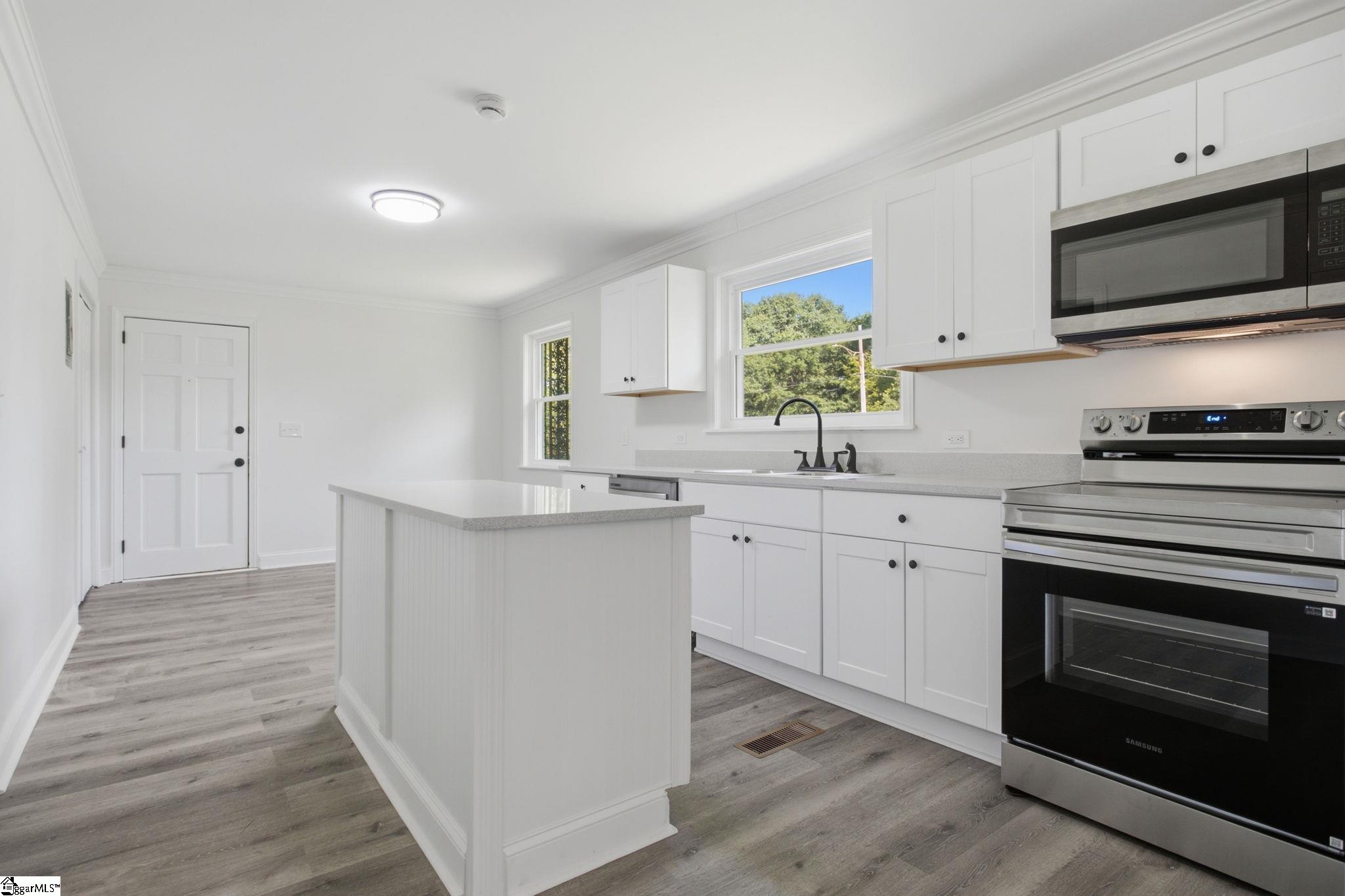 1300 Belhaven Road Property Photo 20