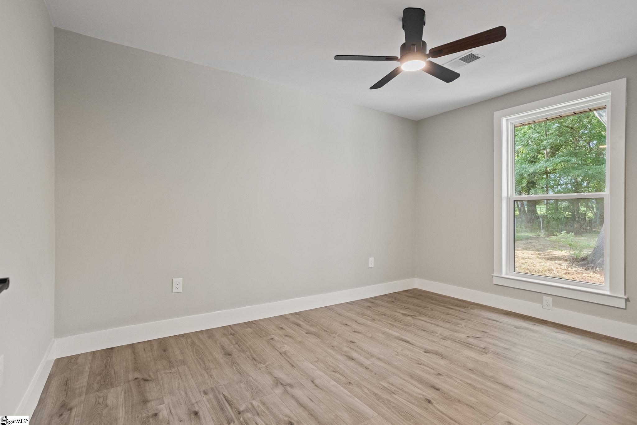 115 Hammond Avenue Property Photo 10