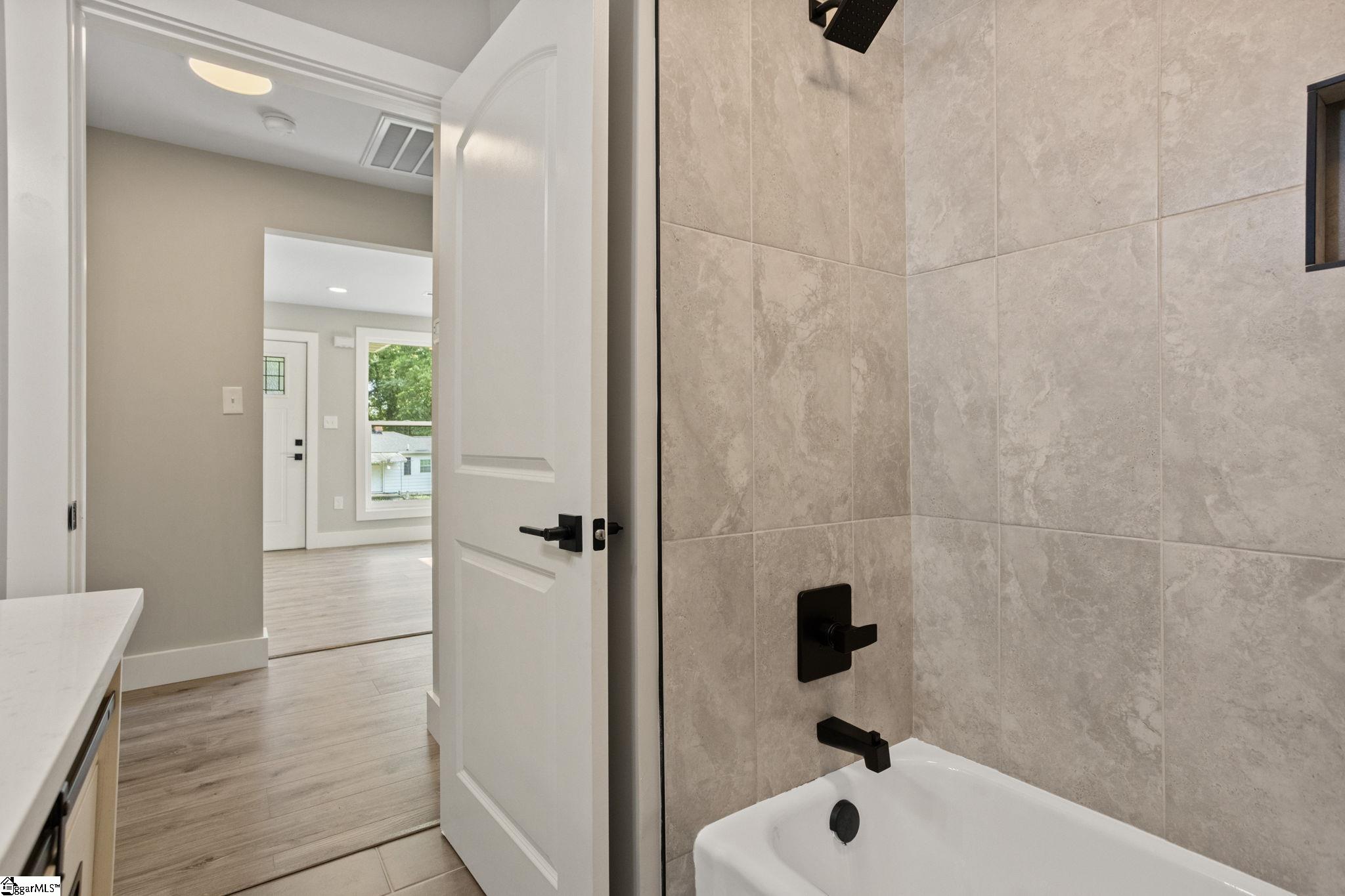 115 Hammond Avenue Property Photo 14