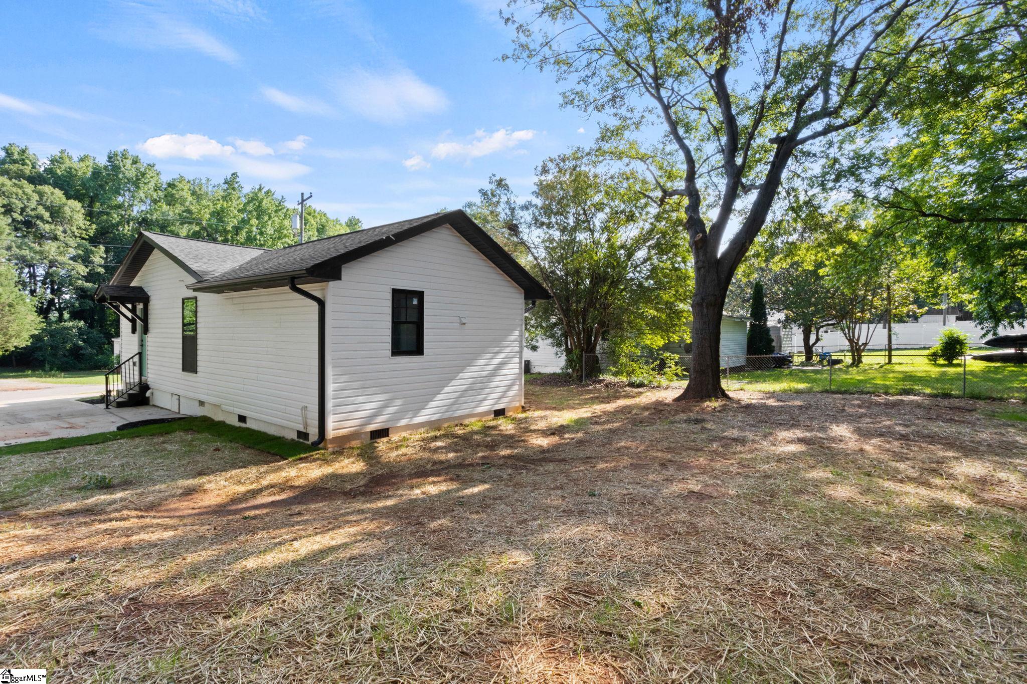 115 Hammond Avenue Property Photo 26