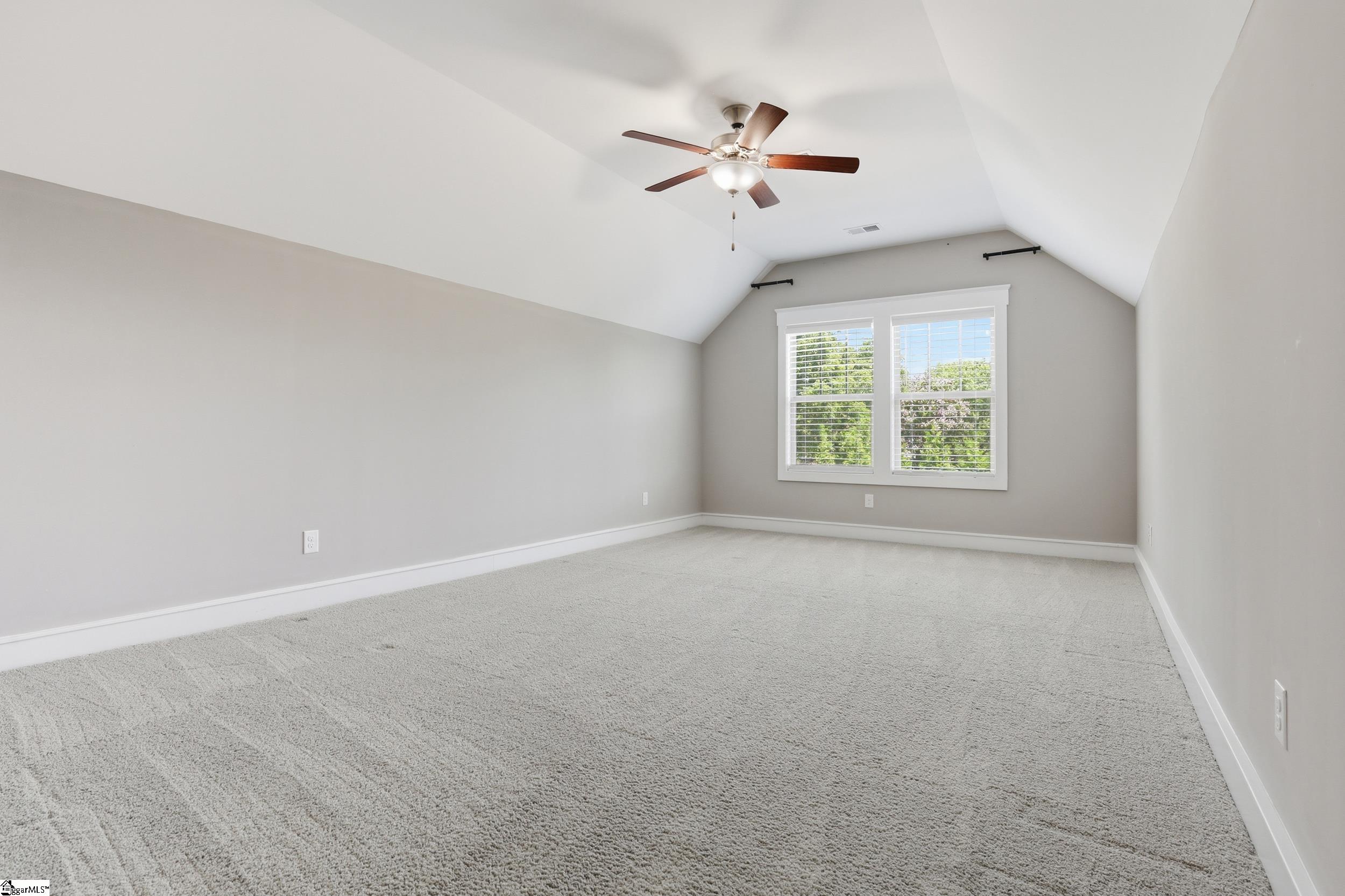 2 Ravencrest Court Property Photo 21