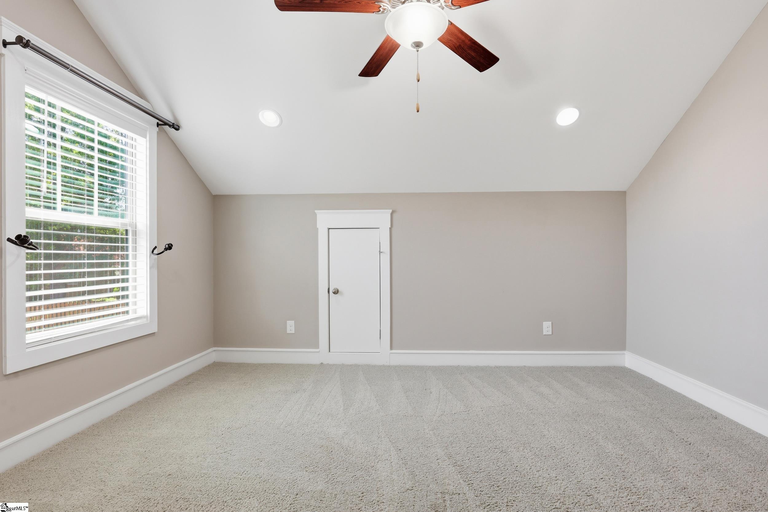 2 Ravencrest Court Property Photo 23