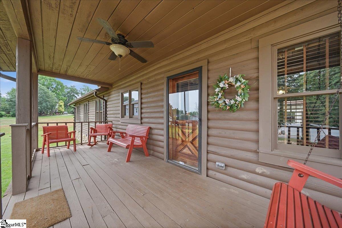60 Lakeside Drive Property Photo 6