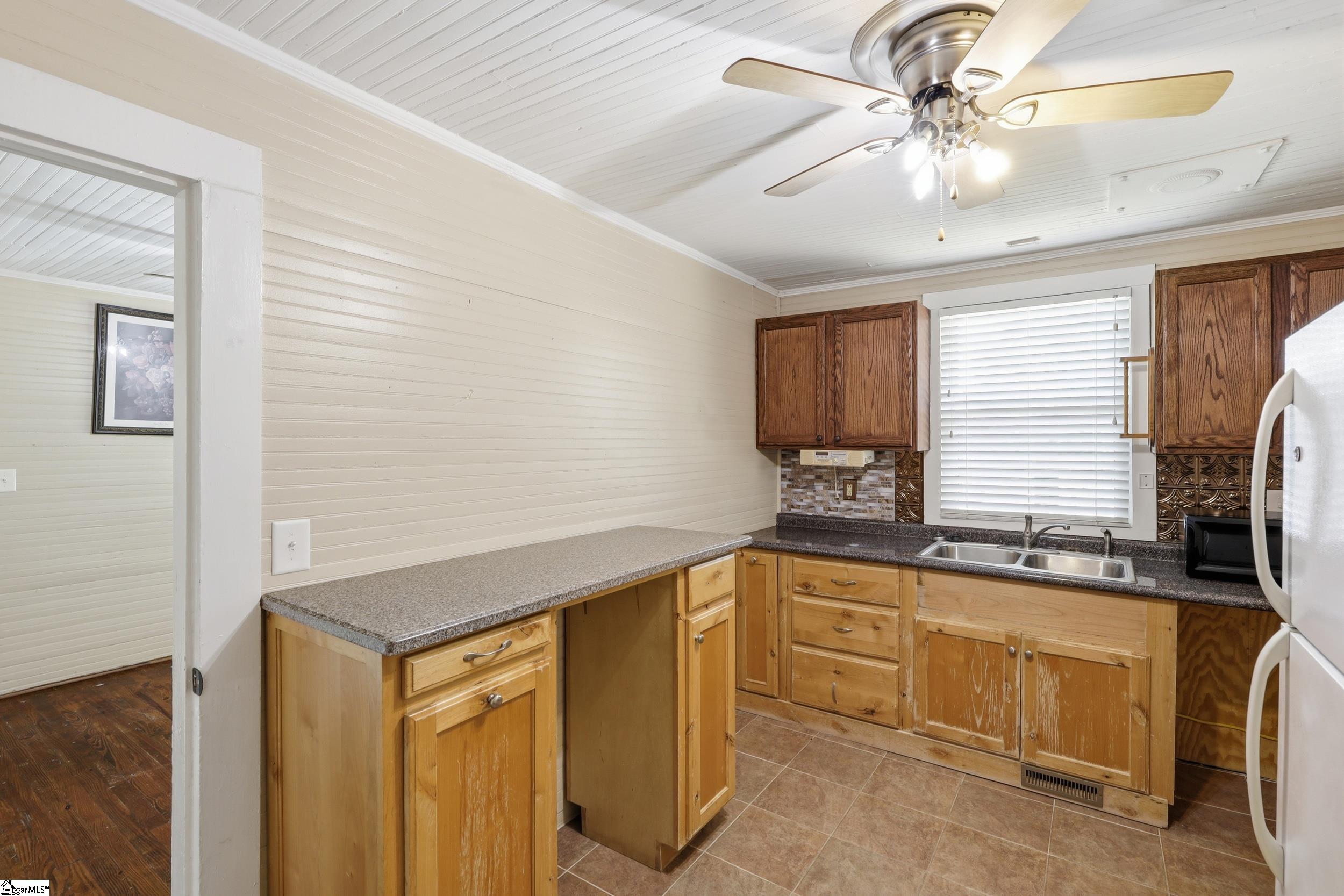 532 Gentry Memorial Highway Property Photo 9