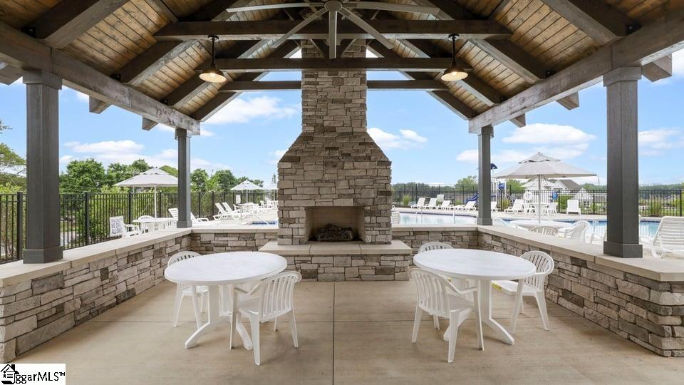 413 Scarlet Leaf Way Property Photo 11