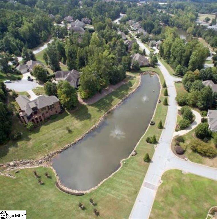 22 Arezzo Drive Property Photo 21