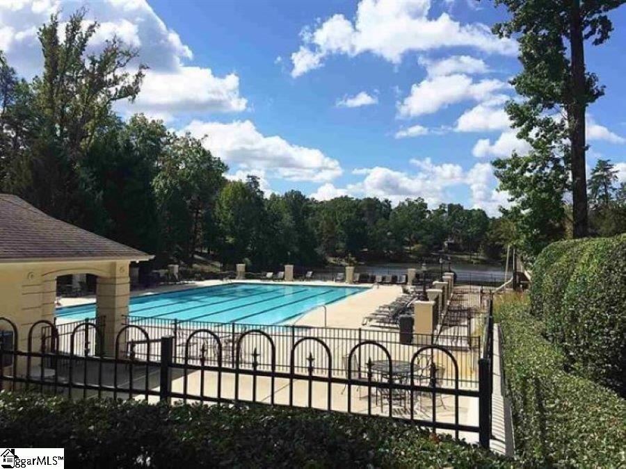 22 Arezzo Drive Property Photo 31