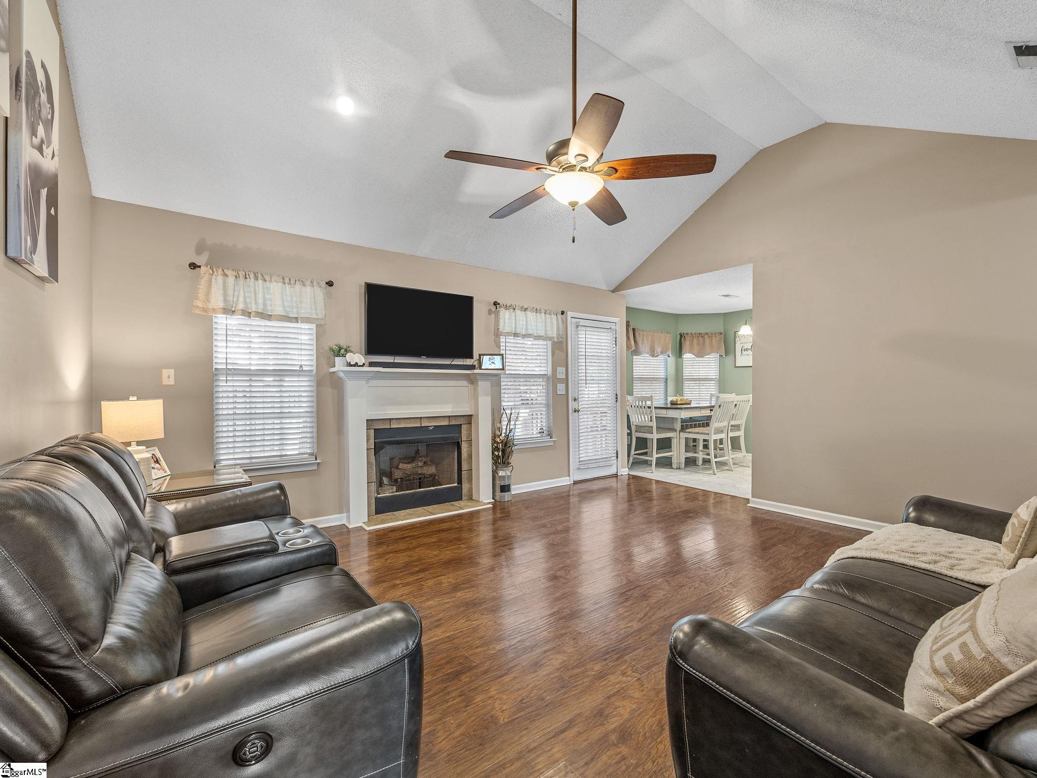 635 Shadow Dance Lane Property Photo 6