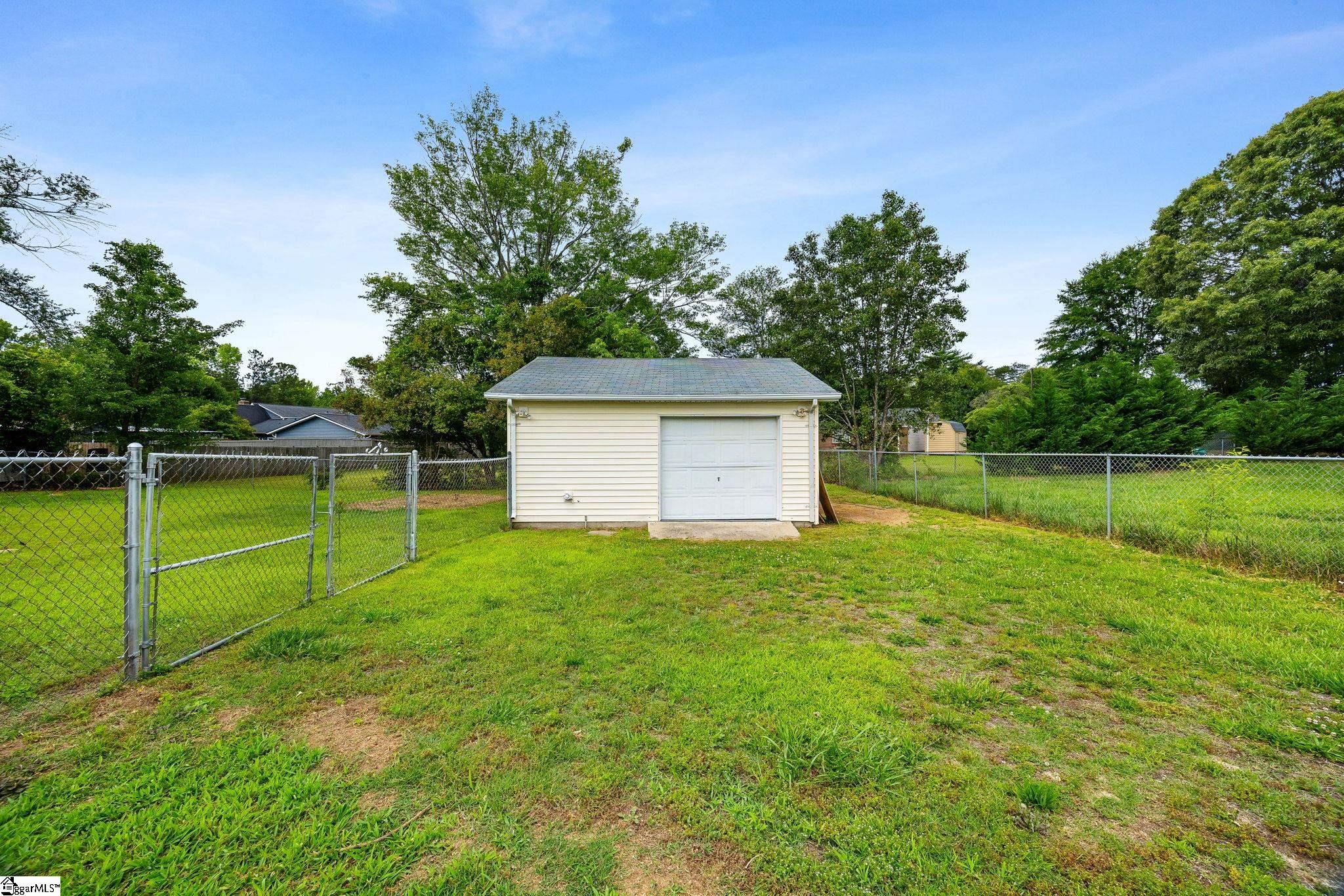 608 Lenhardt Road Property Photo 20
