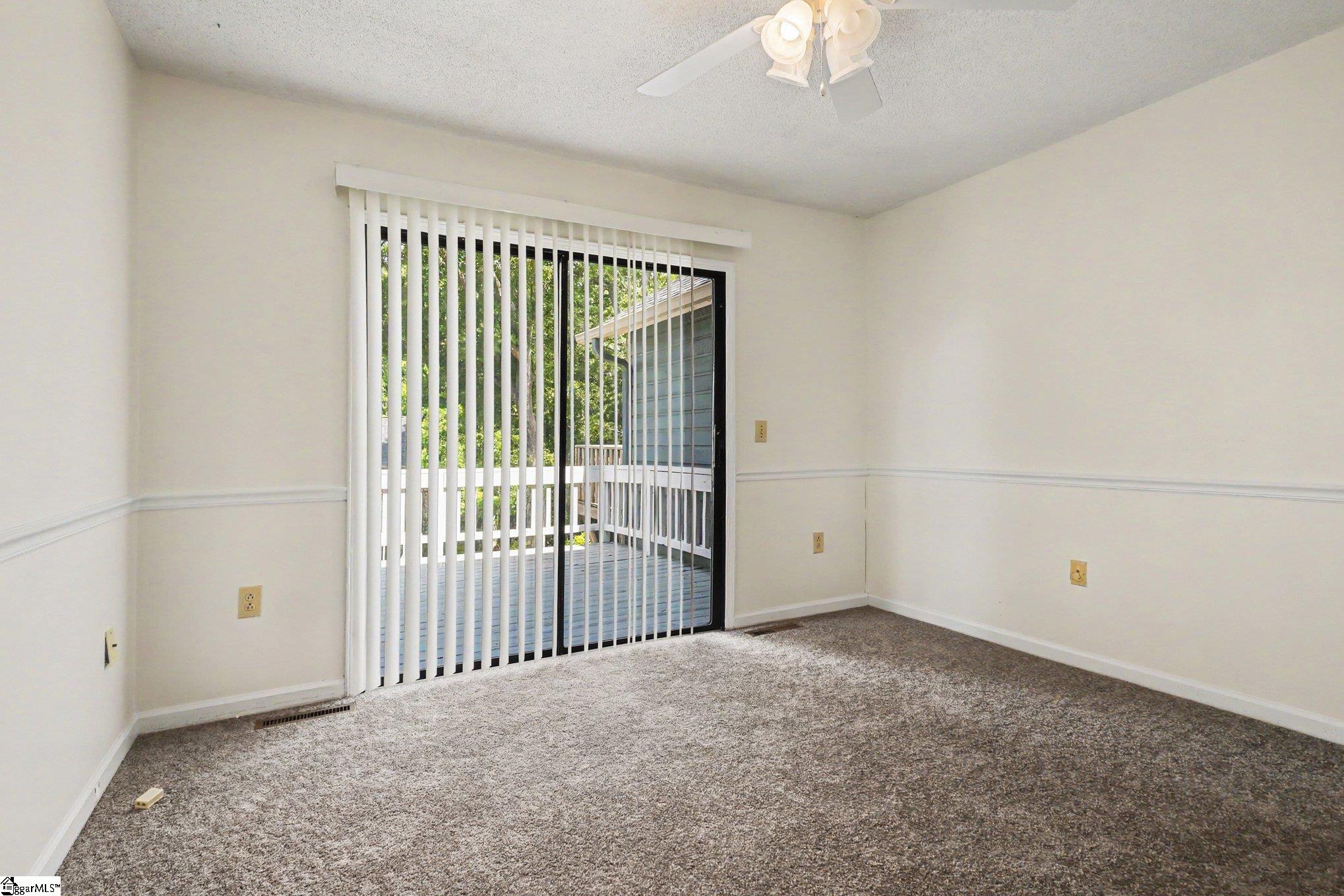101 Fairway Oaks Lane Property Photo 17