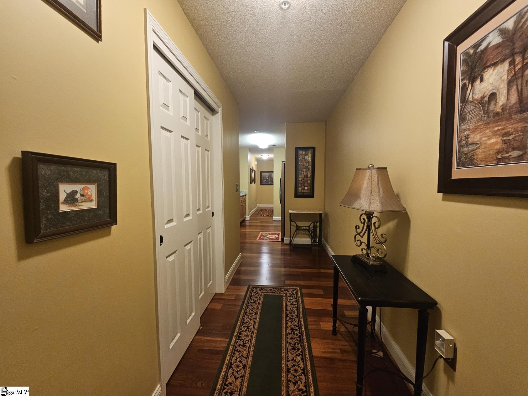 402 Lookover Drive Property Photo 2