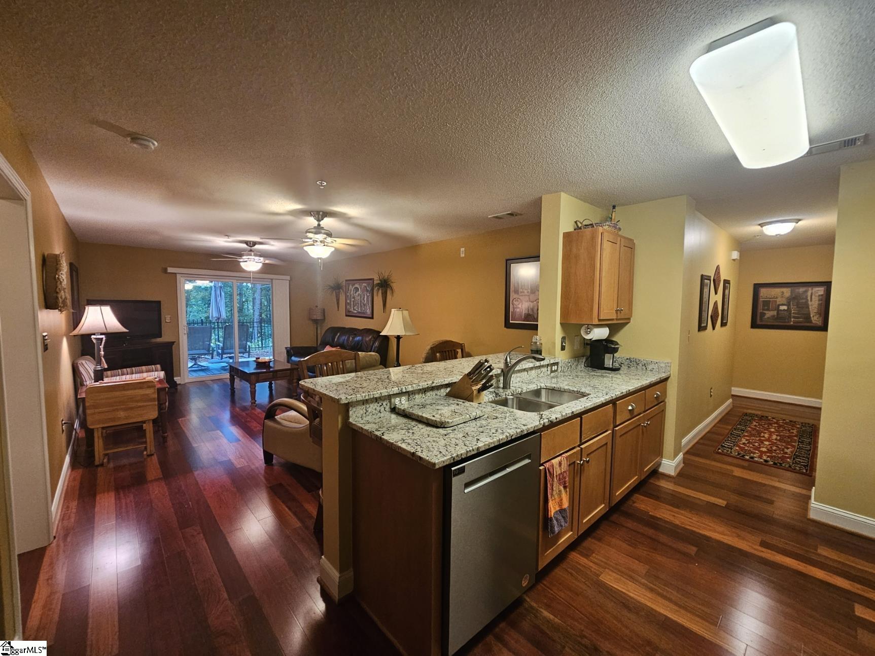 402 Lookover Drive Property Photo 3