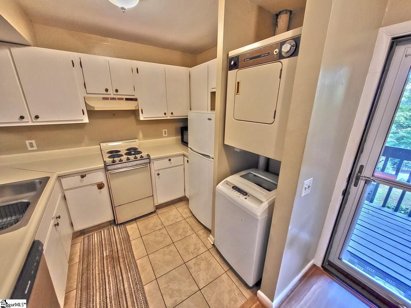 150 Ligon Street Property Photo 8