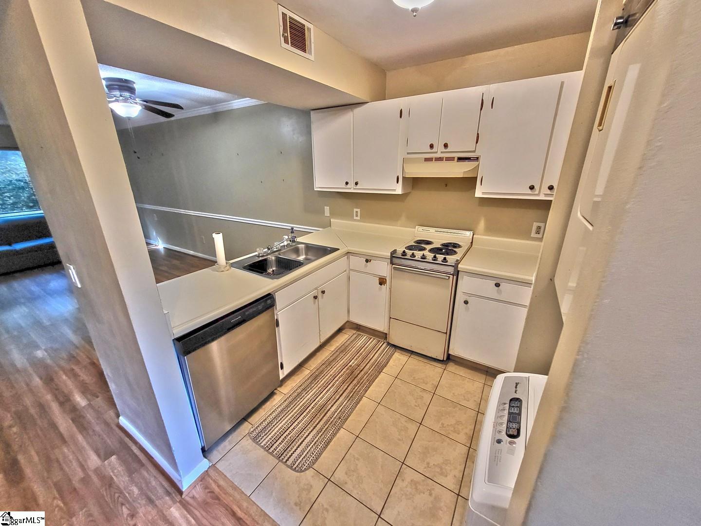 150 Ligon Street Property Photo 9