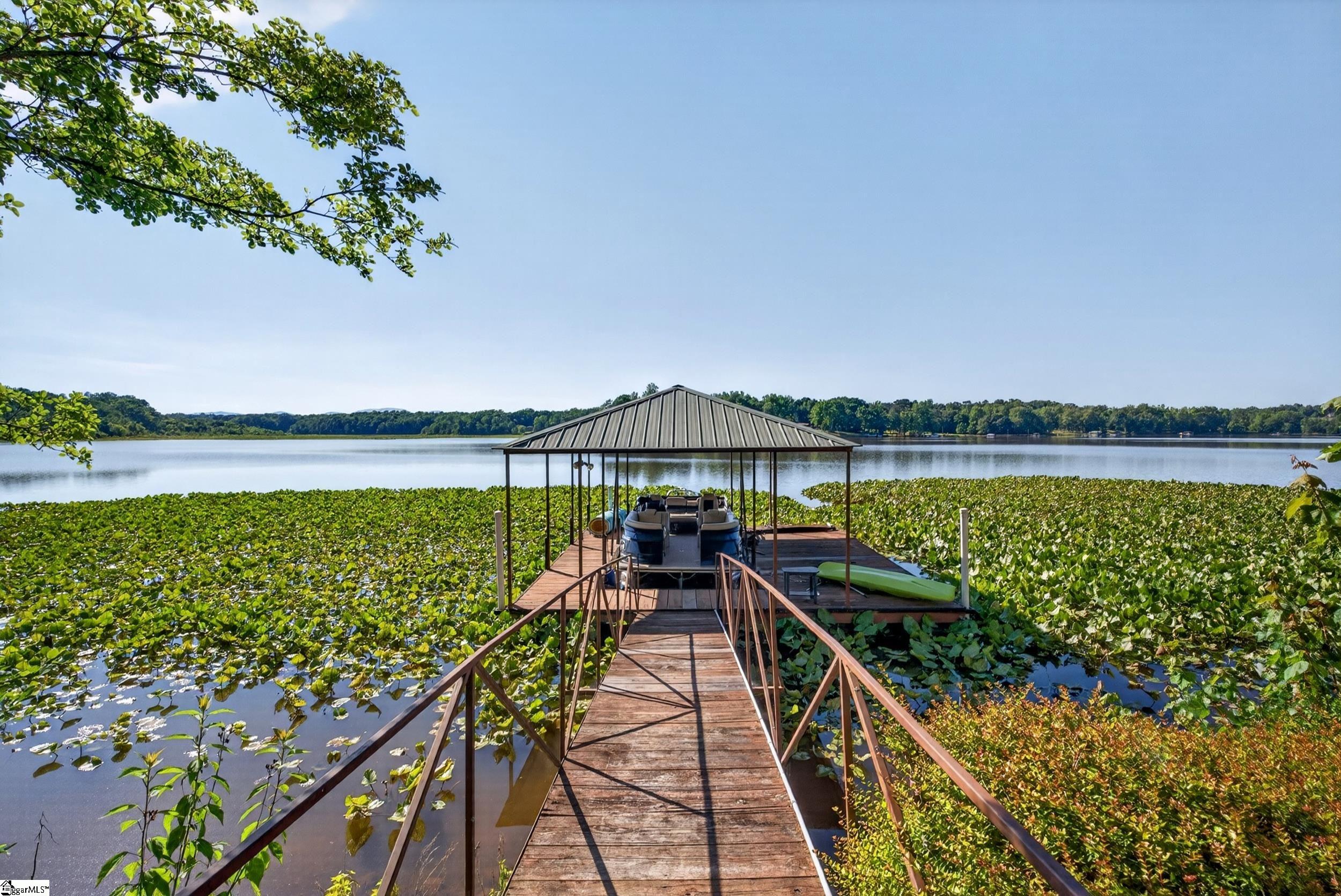 1125 Dickson Road Property Photo 4