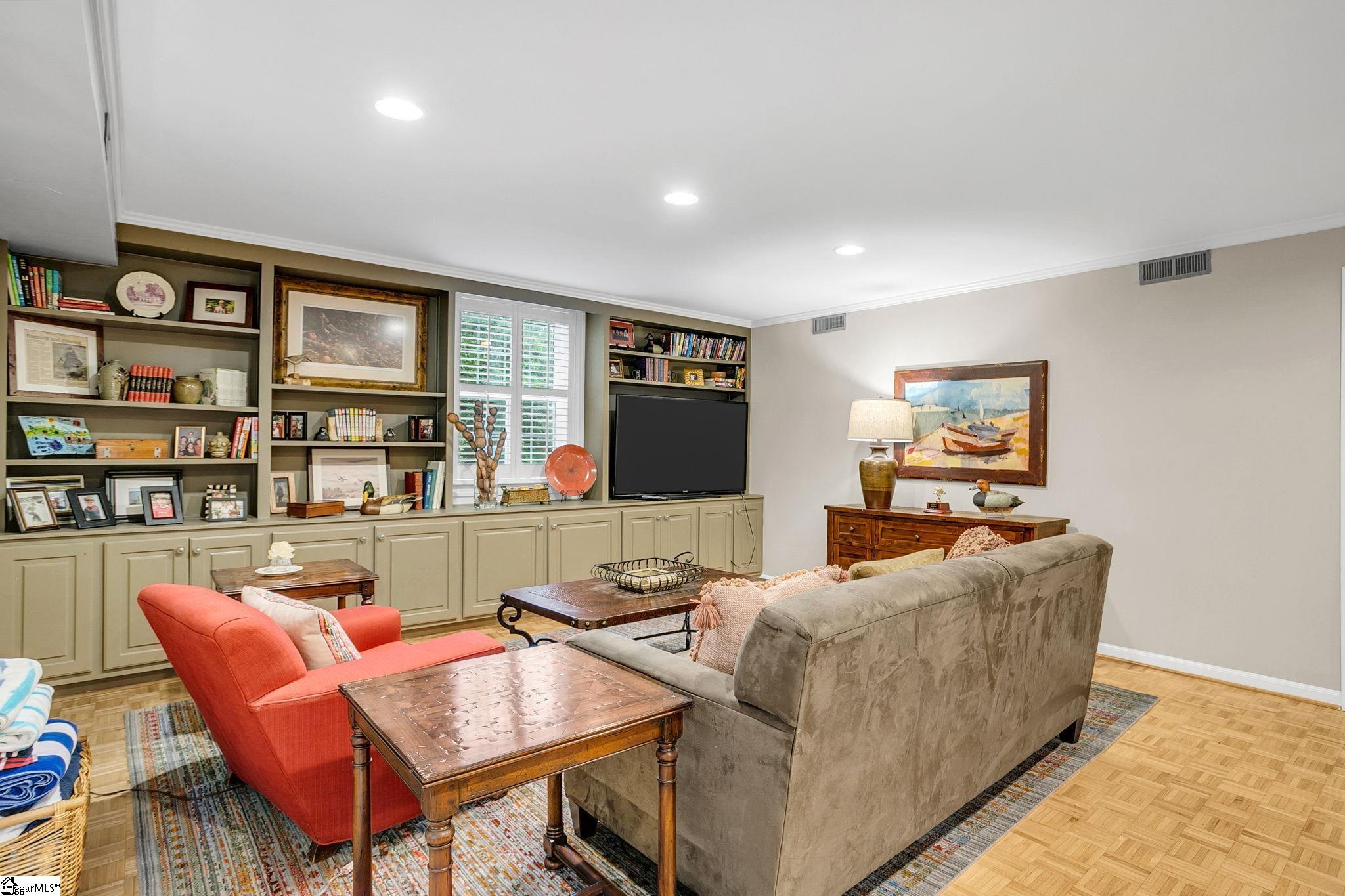 9 Barksdale Road Property Photo 29