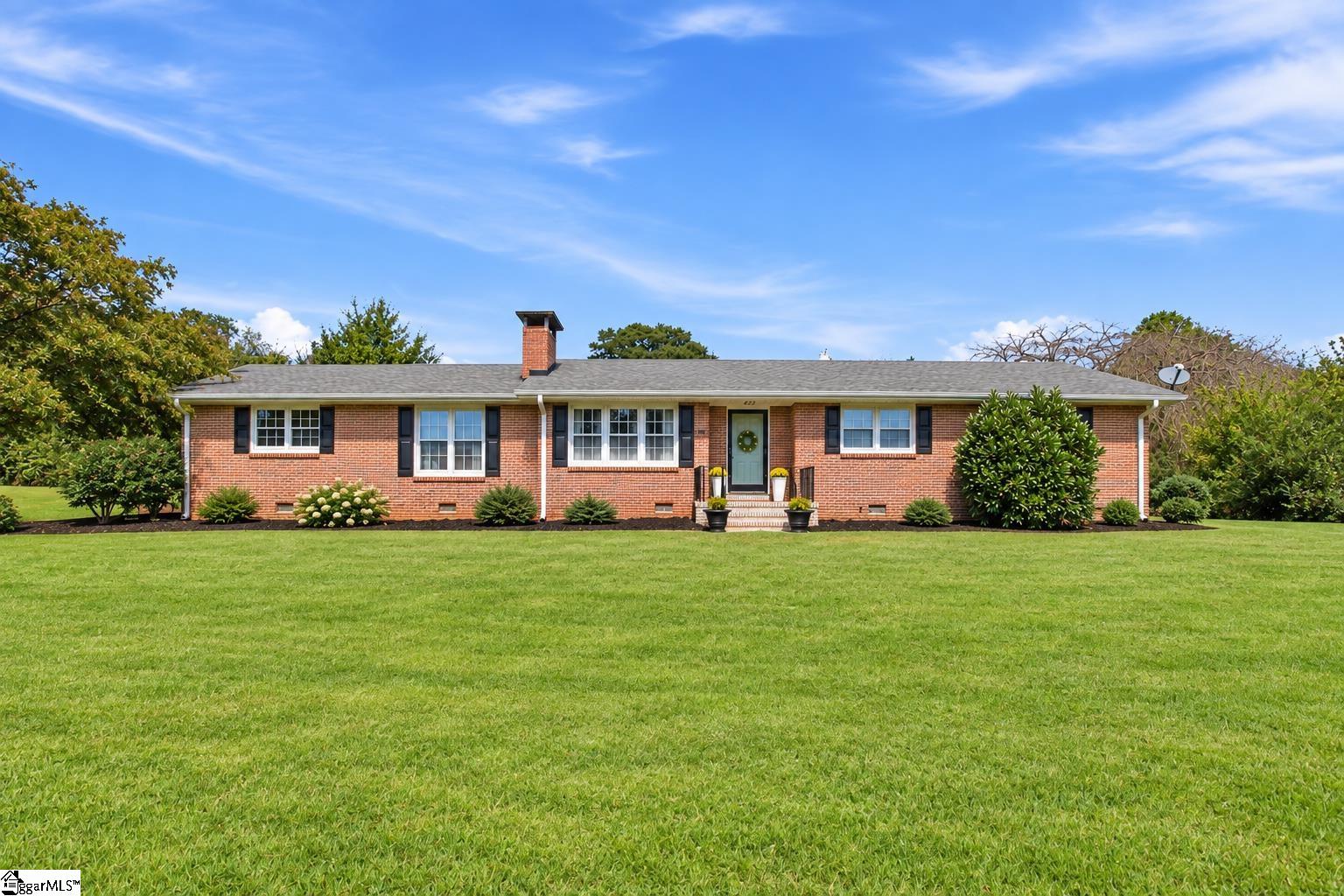 141 Mcjunkin Drive Property Photo 1