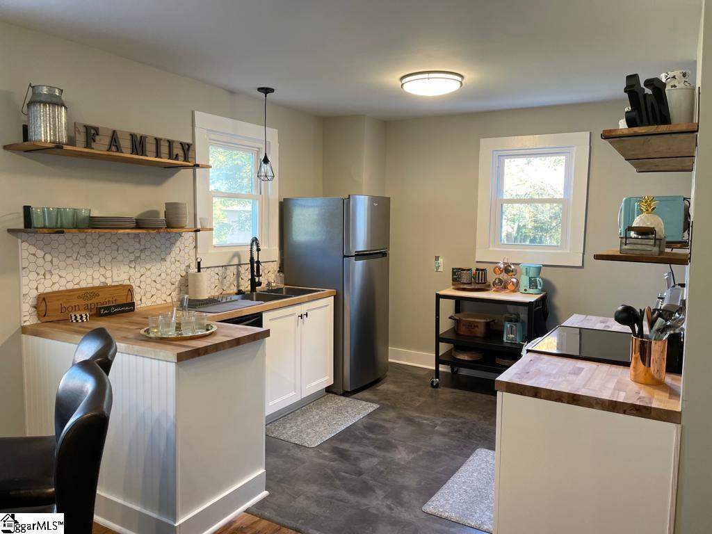 214 Clemson Avenue Property Photo 17
