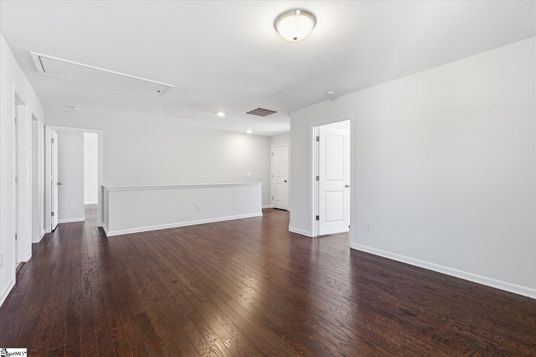 216 Nearmeadows Way Property Photo 20