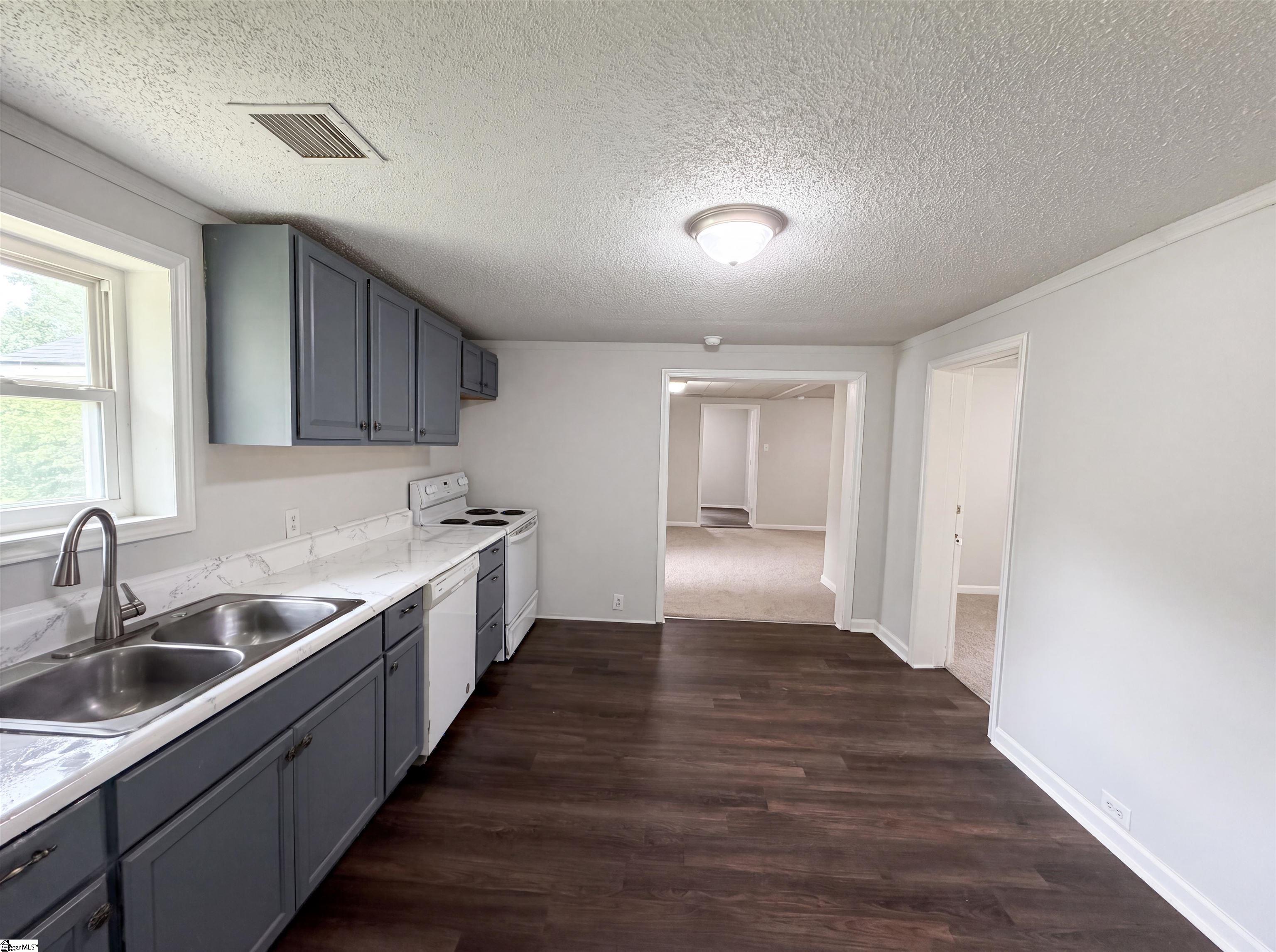 237 Geddis Road Property Photo 6